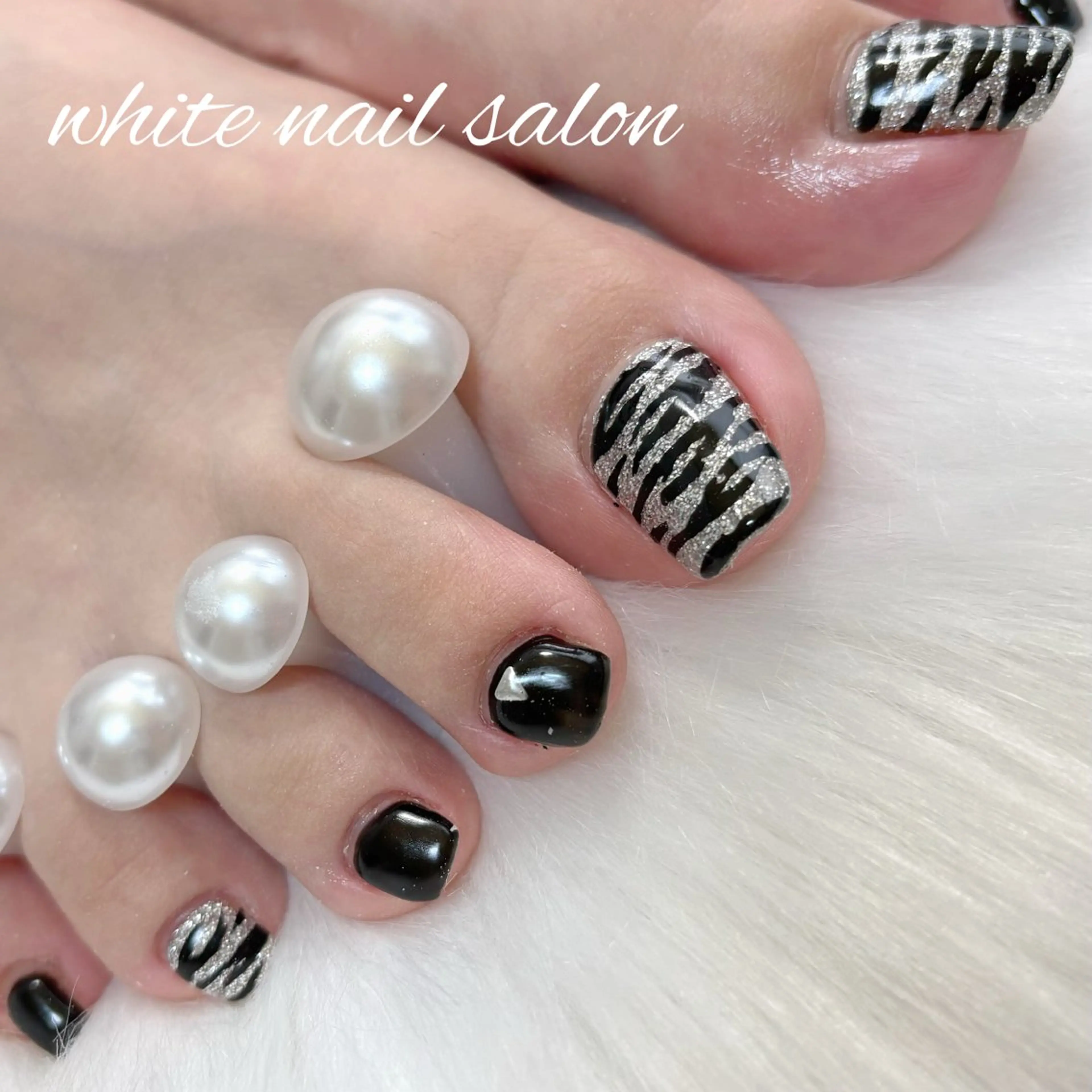 ネイル フットネイル フットネイル white nail salonのネイルデザイン