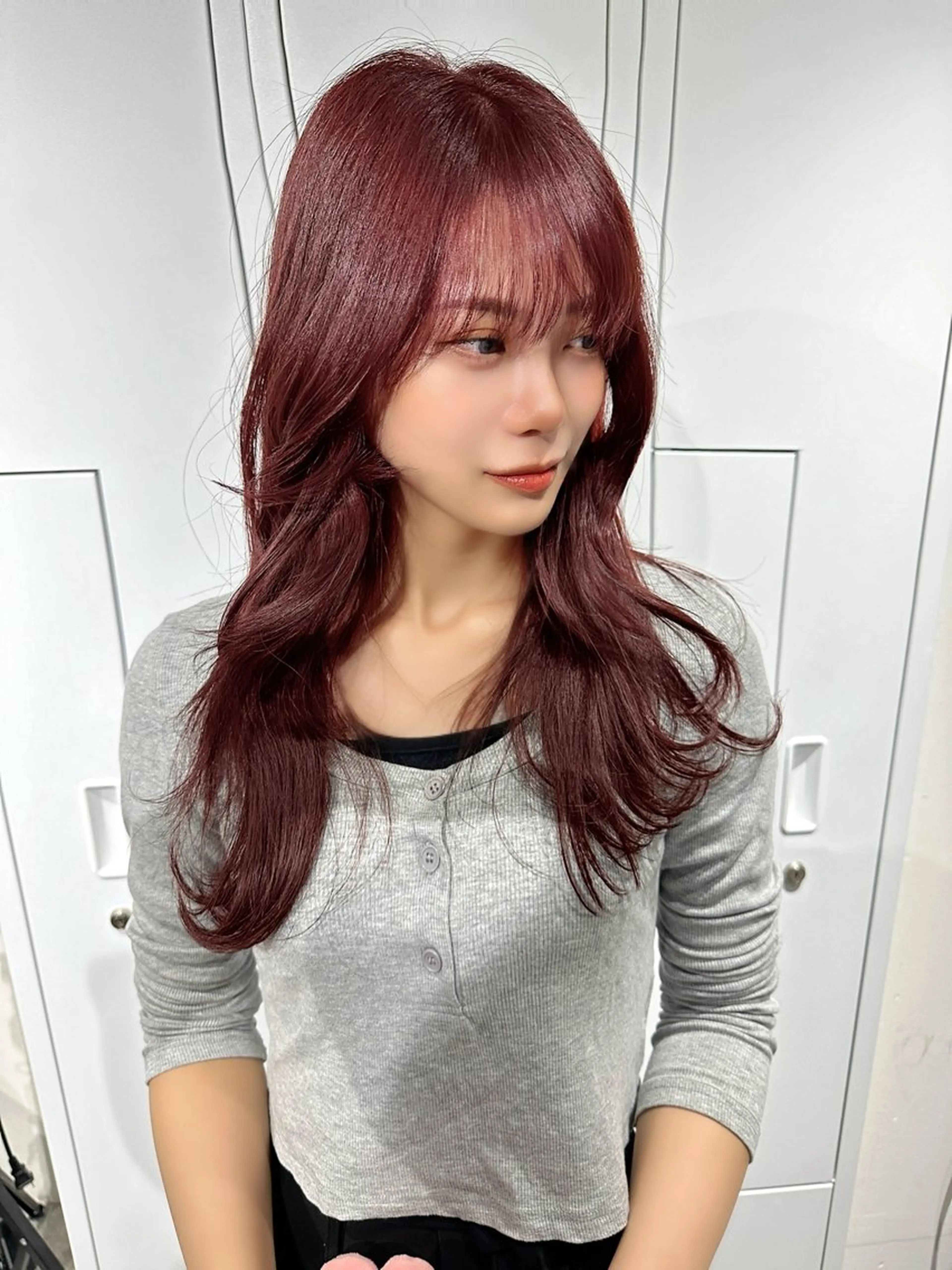 ロング カラー パーマ ヘアアレンジ ブリーチ ケアブリーチ ダブルカラー ハイライトカラー インナーカラー カット ヘアカラー トリートメント 髪質改善/レイヤー 縮毛矯正/ケラチン耀のヘアスタイル