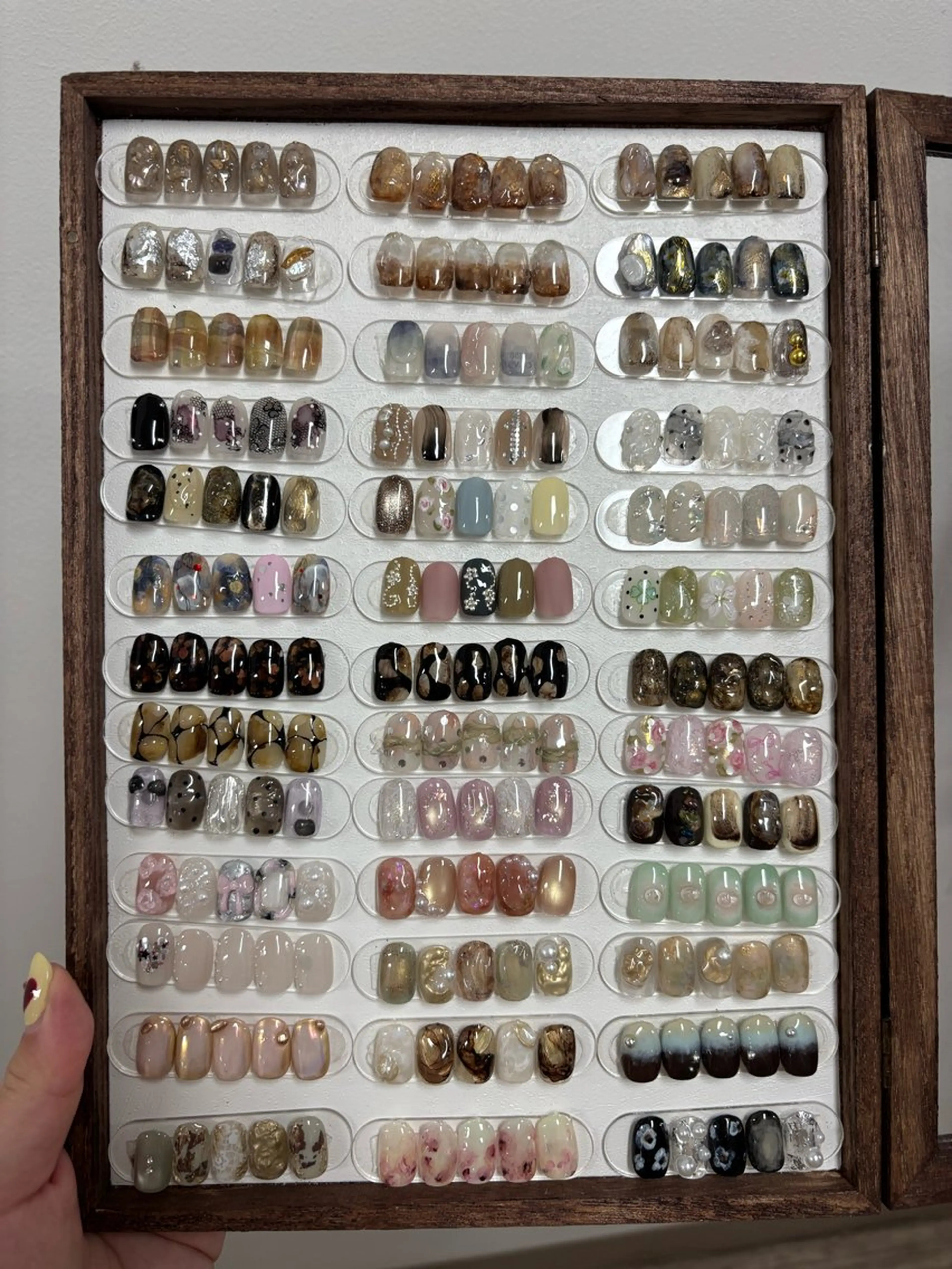 ネイル ハンドネイル Noël 新宿南口 Hanaのネイルデザイン