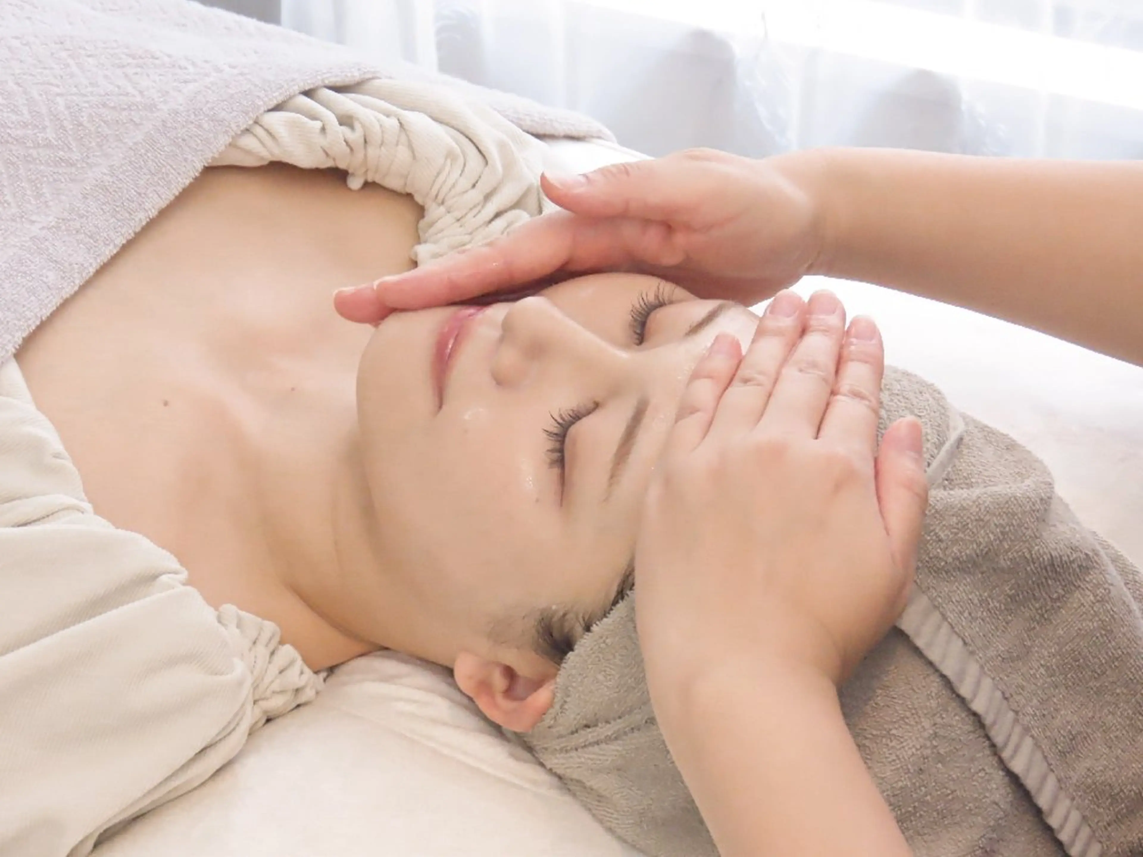 エステ 【毛穴ハーブピーリン グ】板橋1位のエステ・リラクイメージ