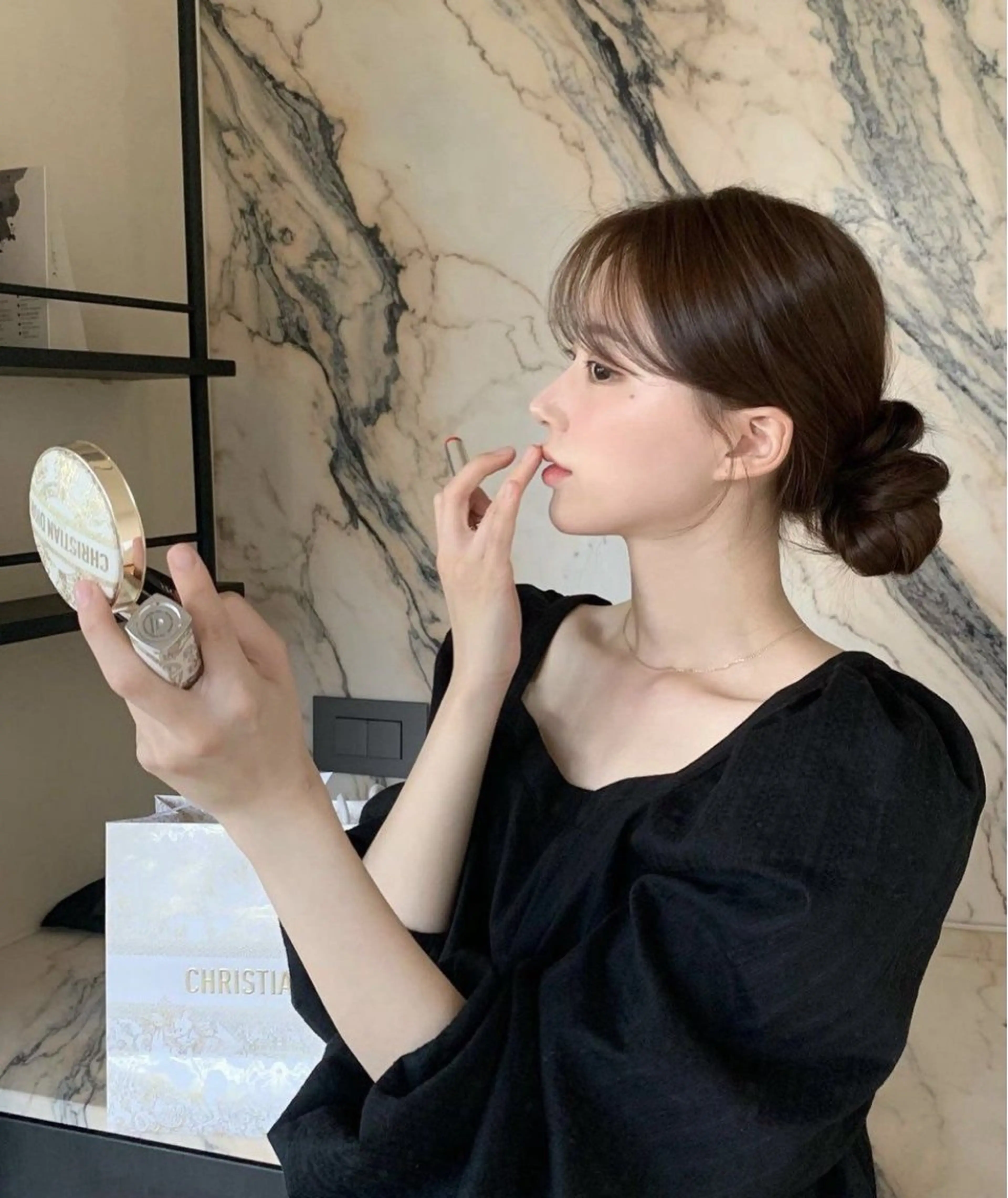 セミロング カラー カット ヘアカラー トリートメント 莉乃/縮毛矯正/髪質 改善/艶カラーのヘアスタイル