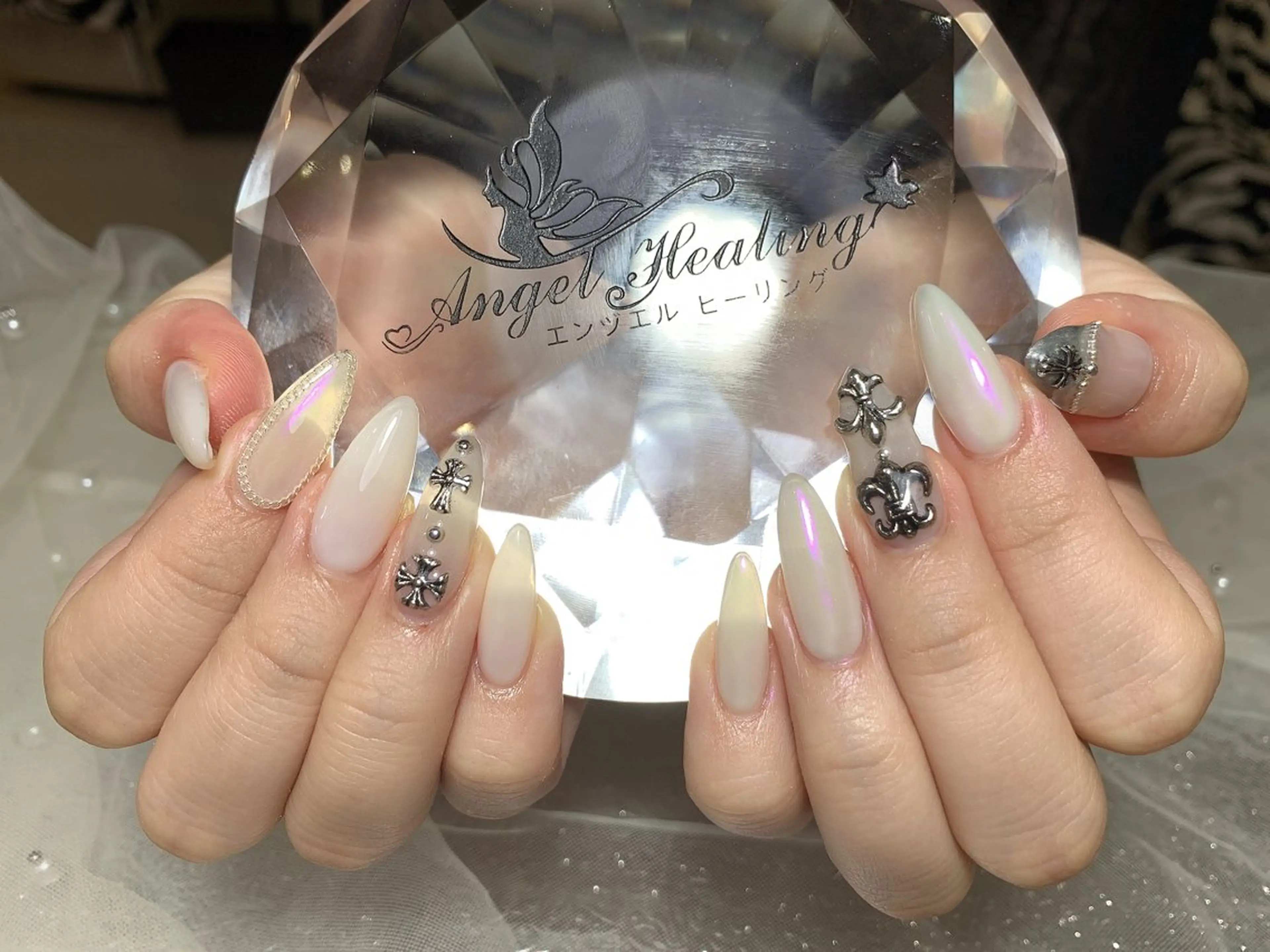 ネイル エンジェル ヒーリング 矢場町店のネイルデザイン