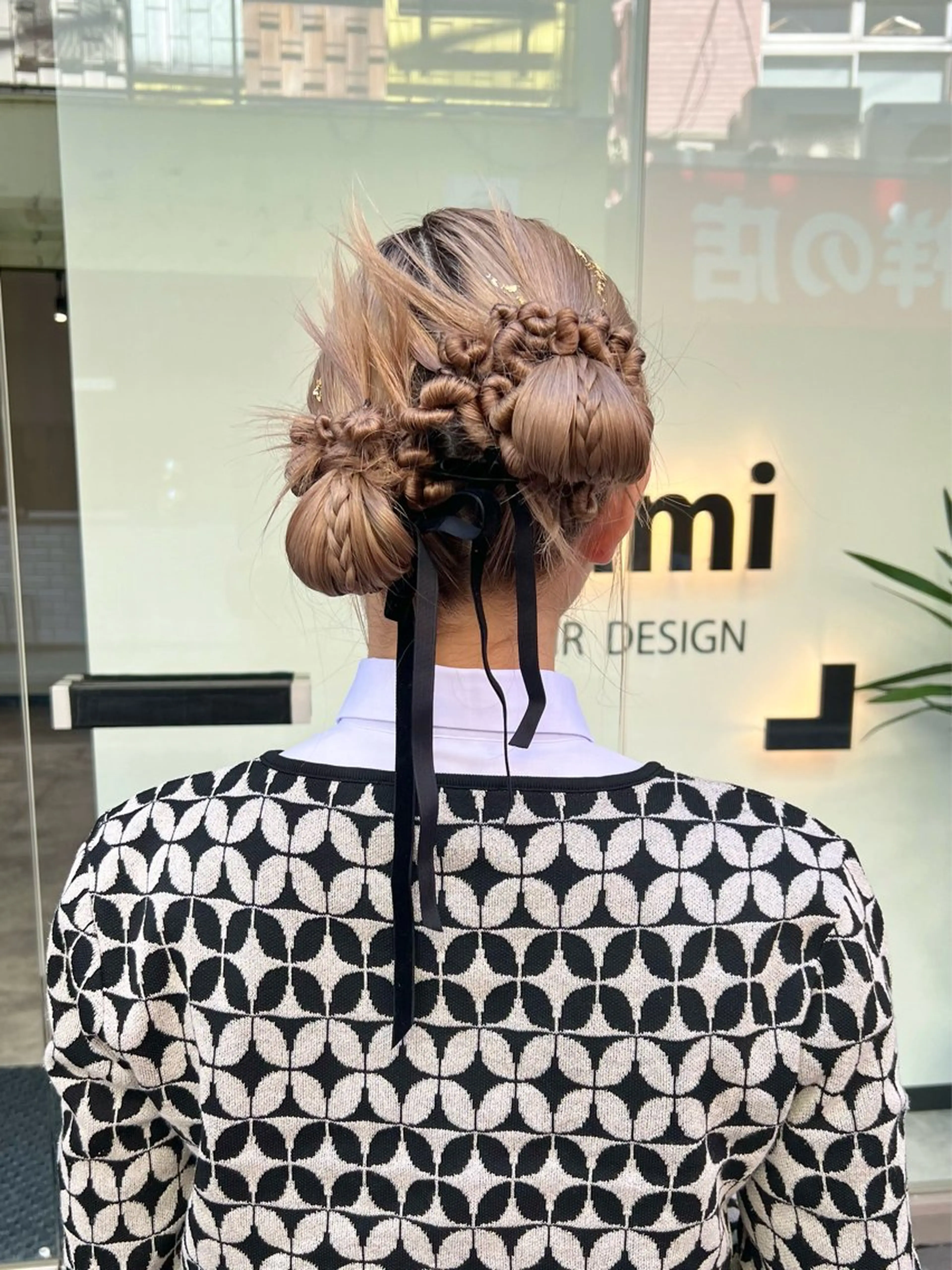 セミロング カラー ヘアアレンジ 「sumi」 AMIのヘアスタイル