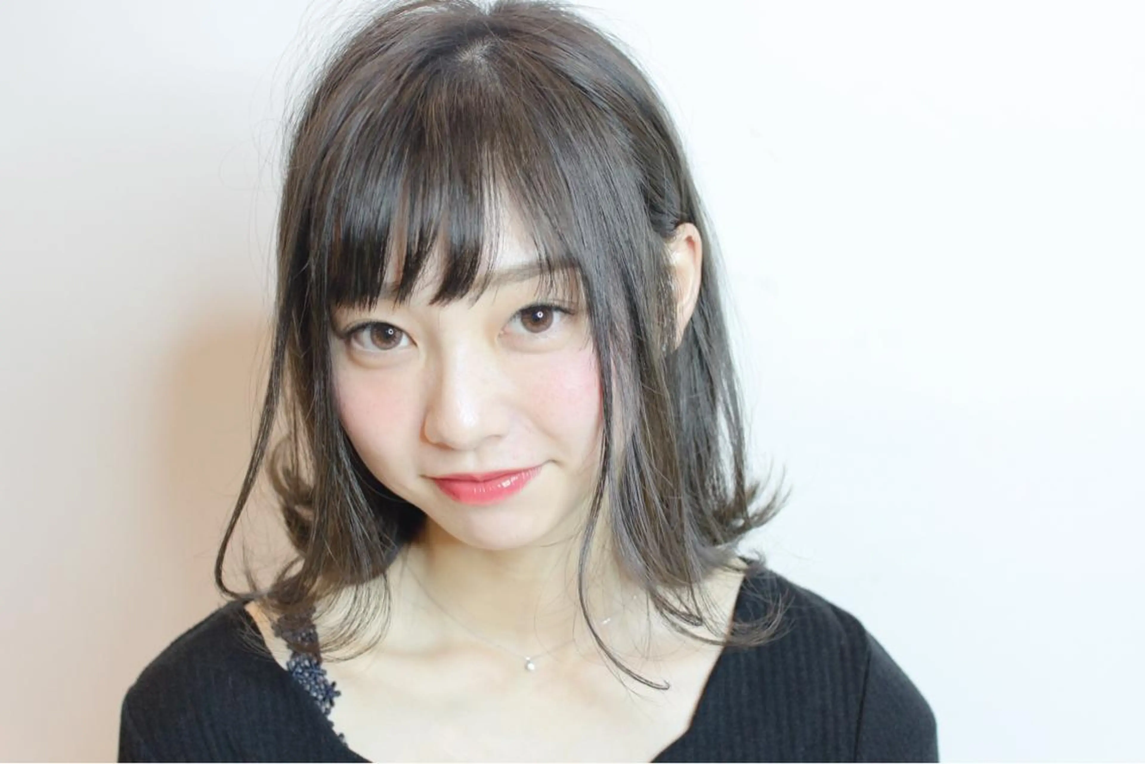 ショート カラー パーマ ヘアアレンジ トレンドヘア🩶 艶髪🩶yoshiのヘアスタイル