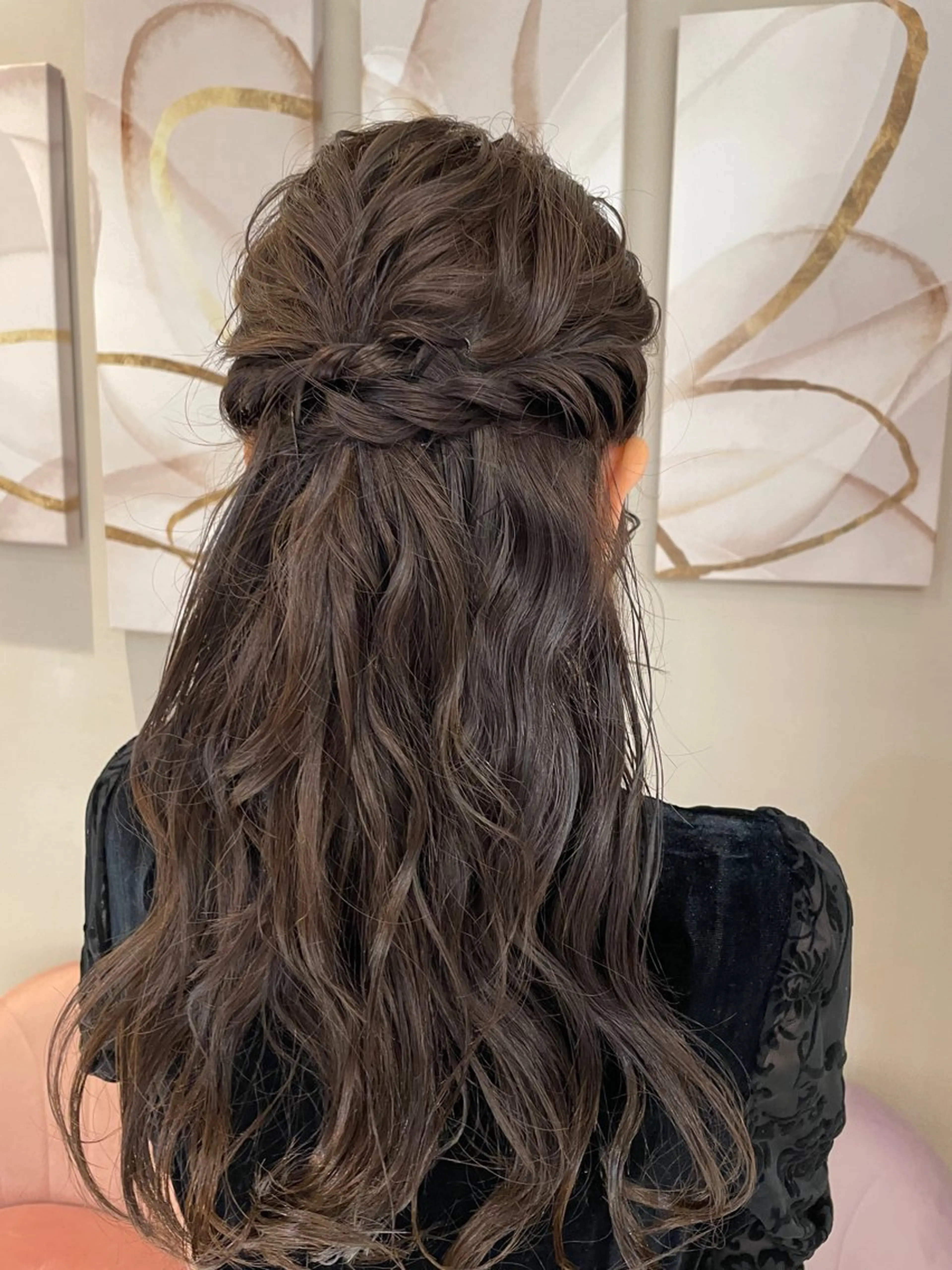 【ハ-フアップ】ヘアアレンジ(パーティ、結婚式お呼ばれなど)営業時間外でも受け付けOK早朝料金30分毎+550円の写真