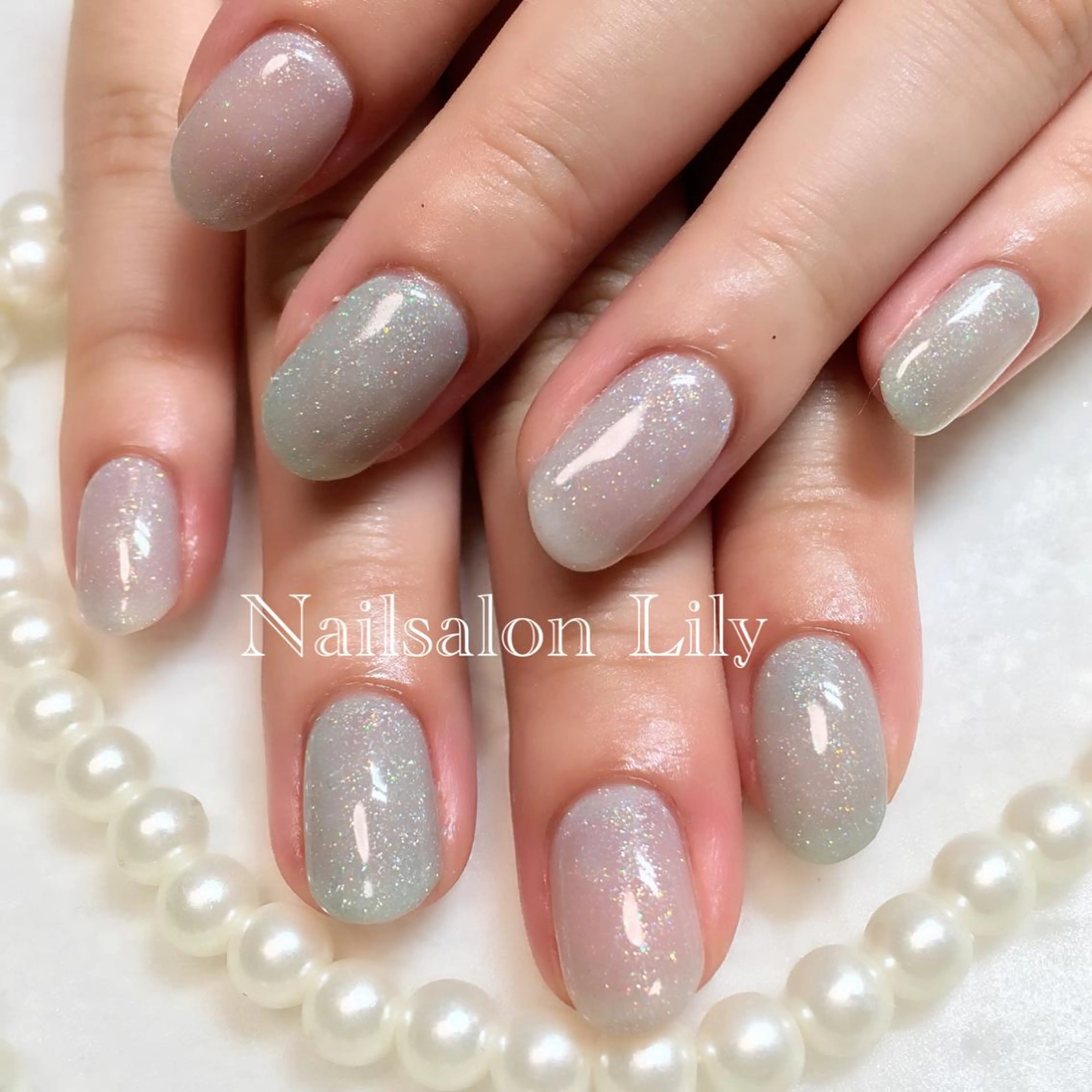 ネイル キラキラネイル Lily*nail 🌻Mii🌻のネイルデザイン