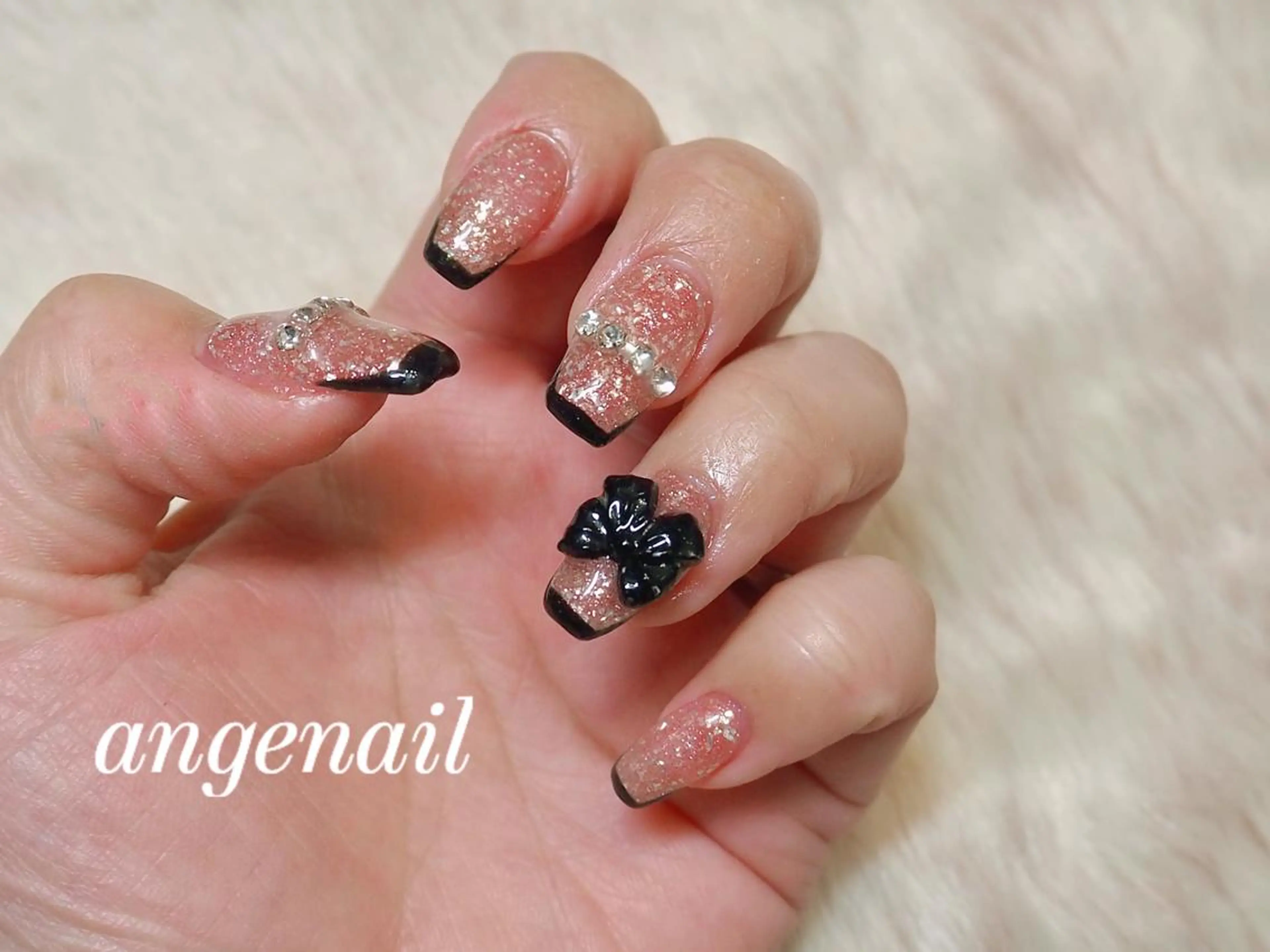 ネイル オーナーネイリスト MAKIのネイルデザイン