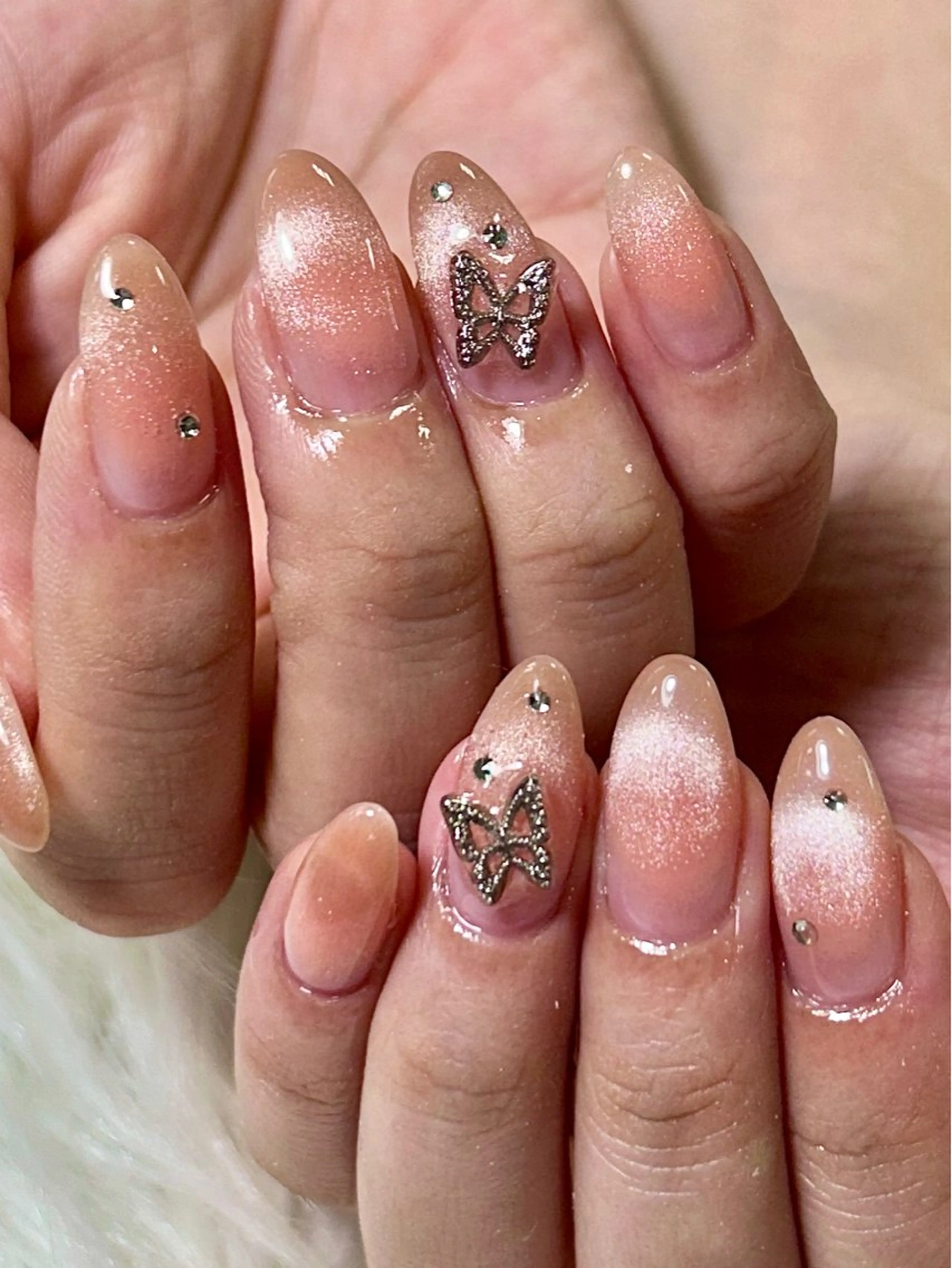 ネイル REBEST Tommyのネイルデザイン