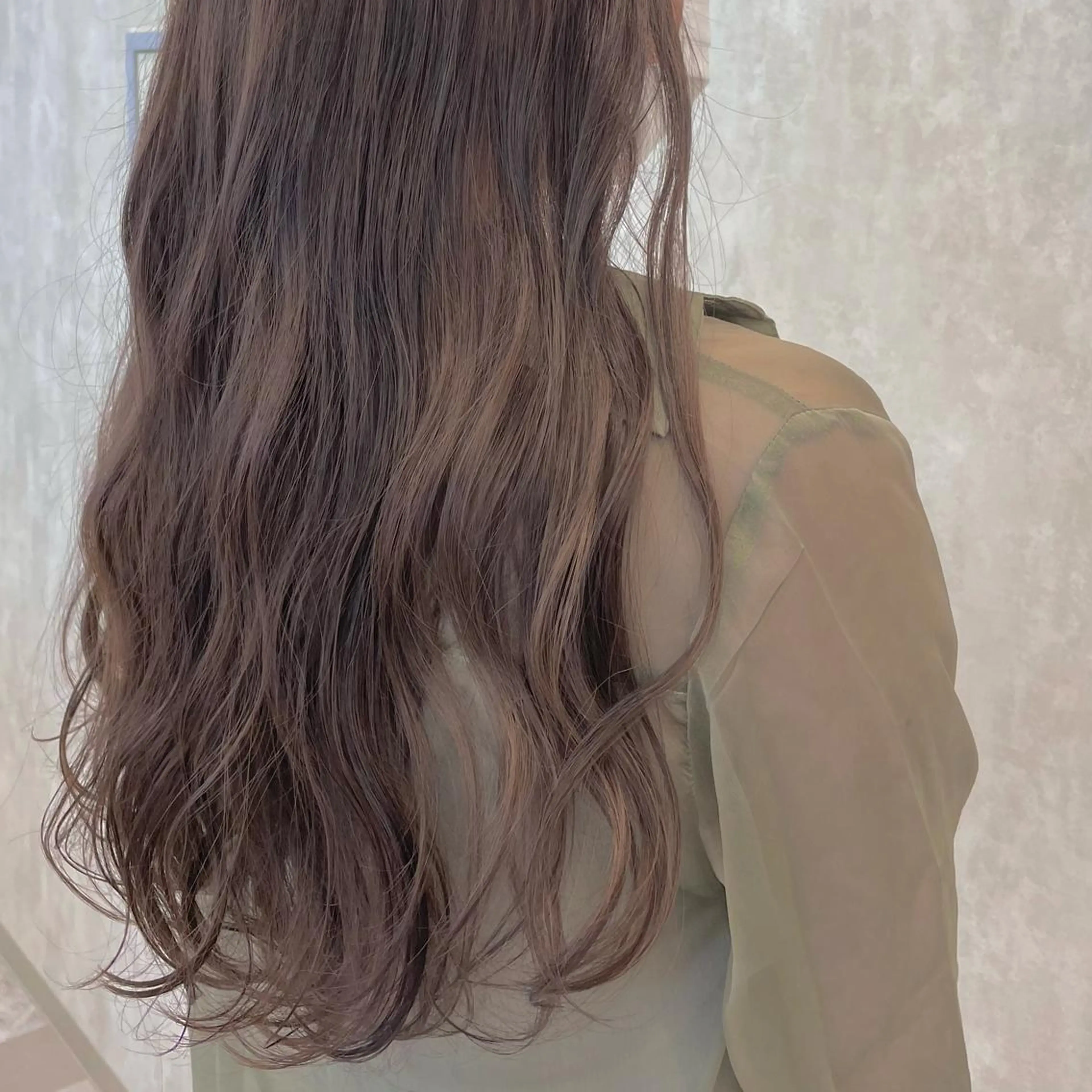 ロング カラー ヘアアレンジ 仲間 菜々世のヘアスタイル