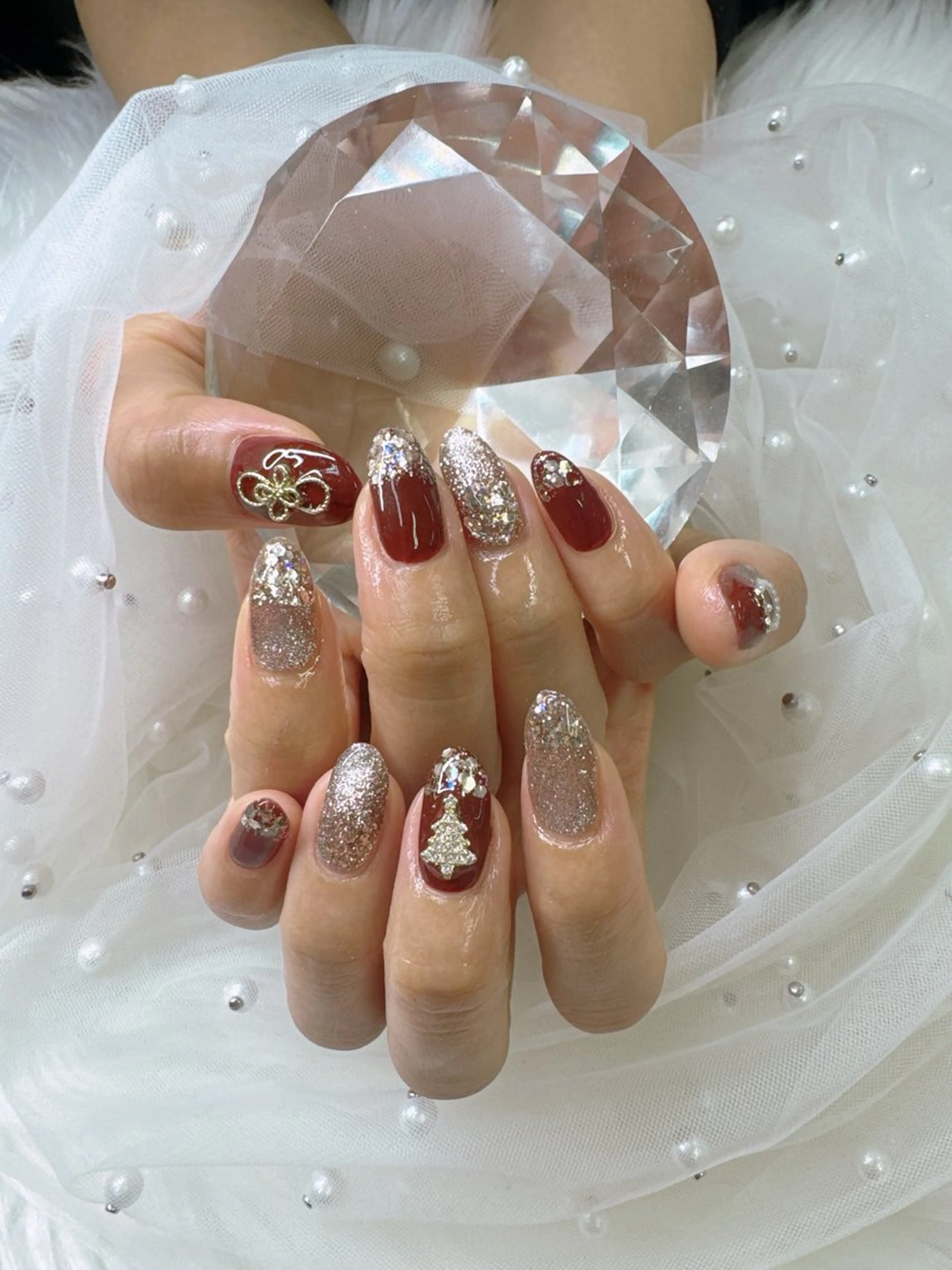 ネイル フレンチネイル ジェルネイル ガラスフレンチ キラキラネイル ロングネイル Queeens nailのネイルデザイン
