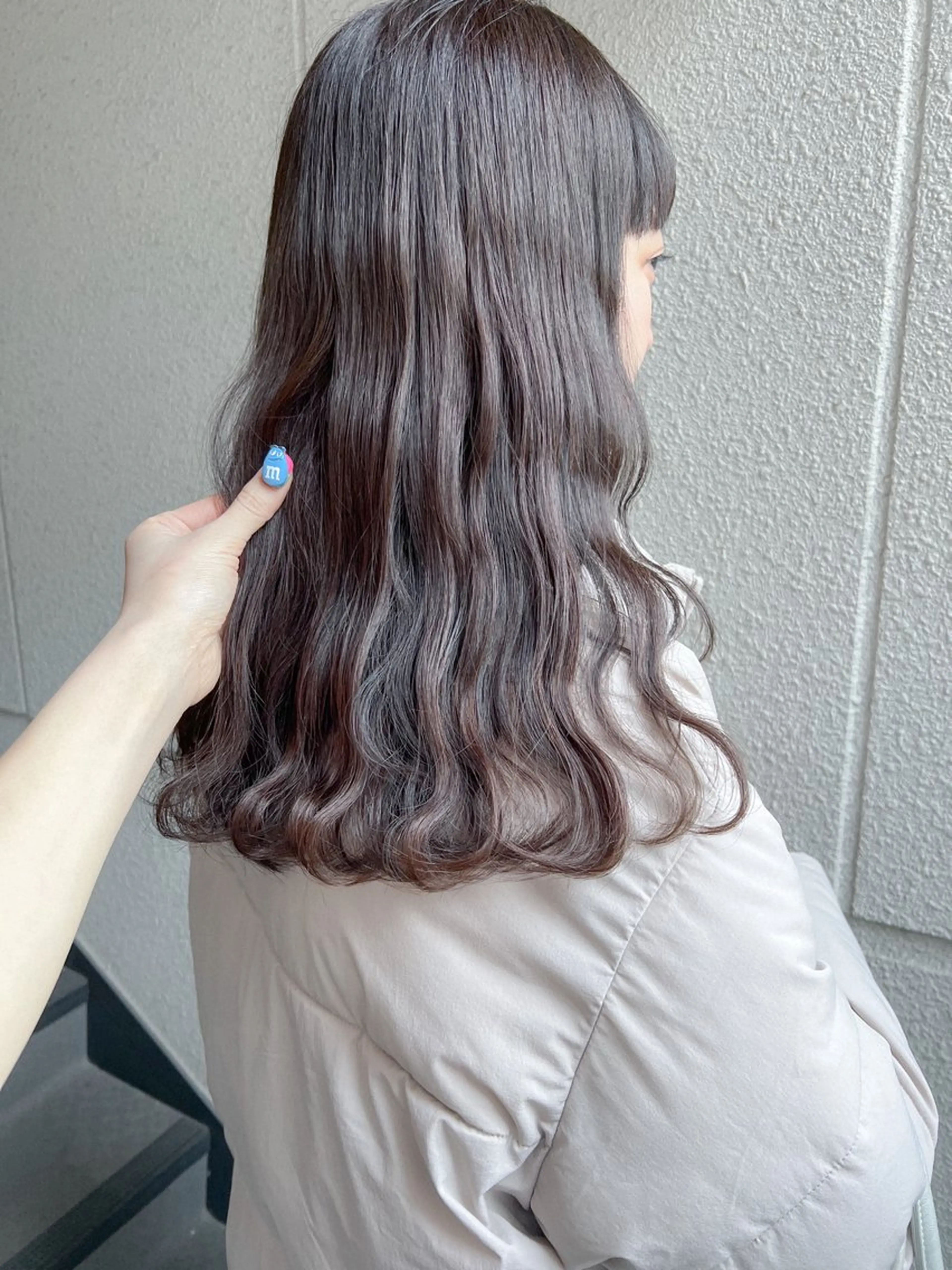 セミロング カラー ブリーチ グレージュ ブリーチなしカラー オリーブグレージュ オリーブグレー カラーパティシエ facce🌼ikoのヘアスタイル