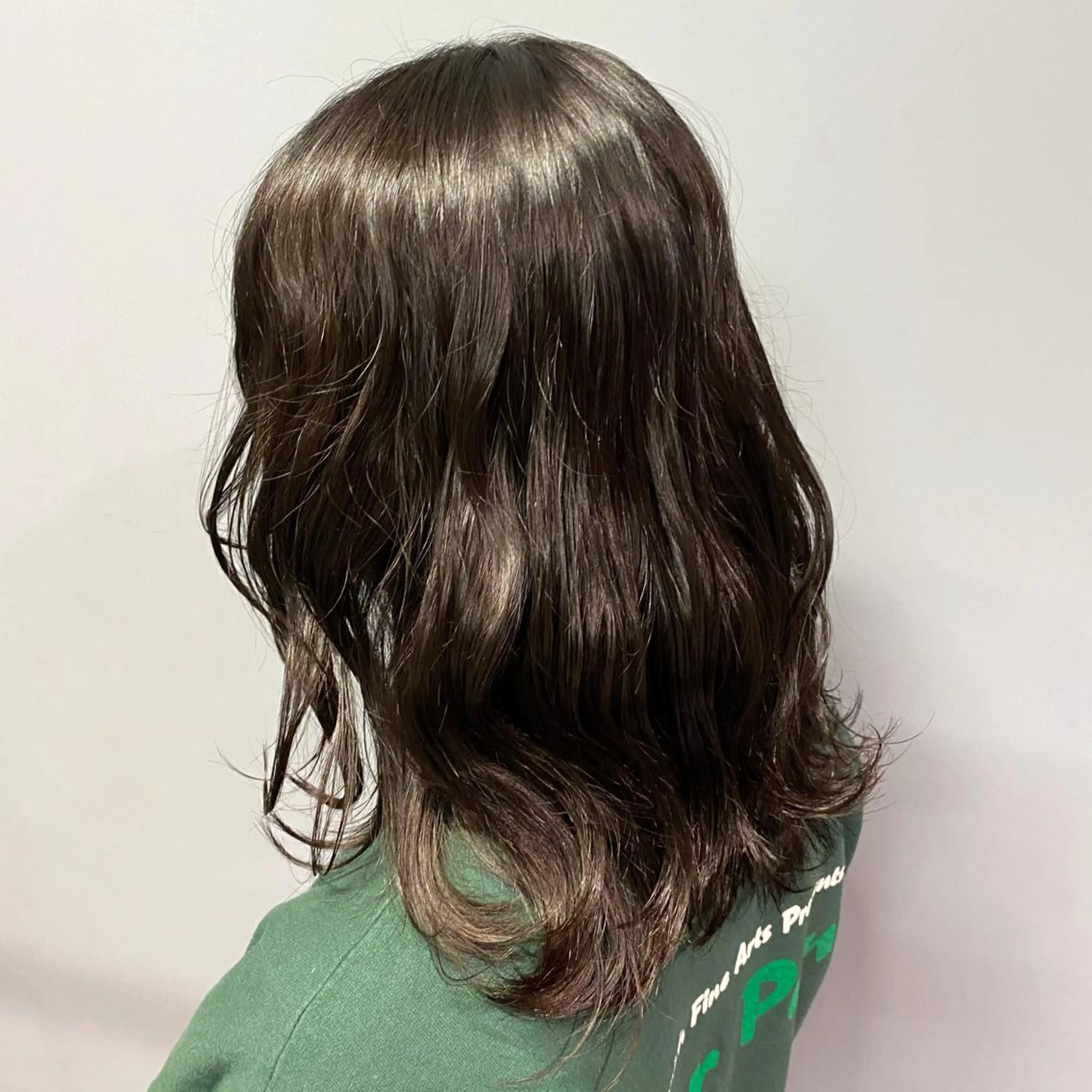 ミディアム MIKU🌿 ネイル&まつげパーマのマツエク・マツパデザイン