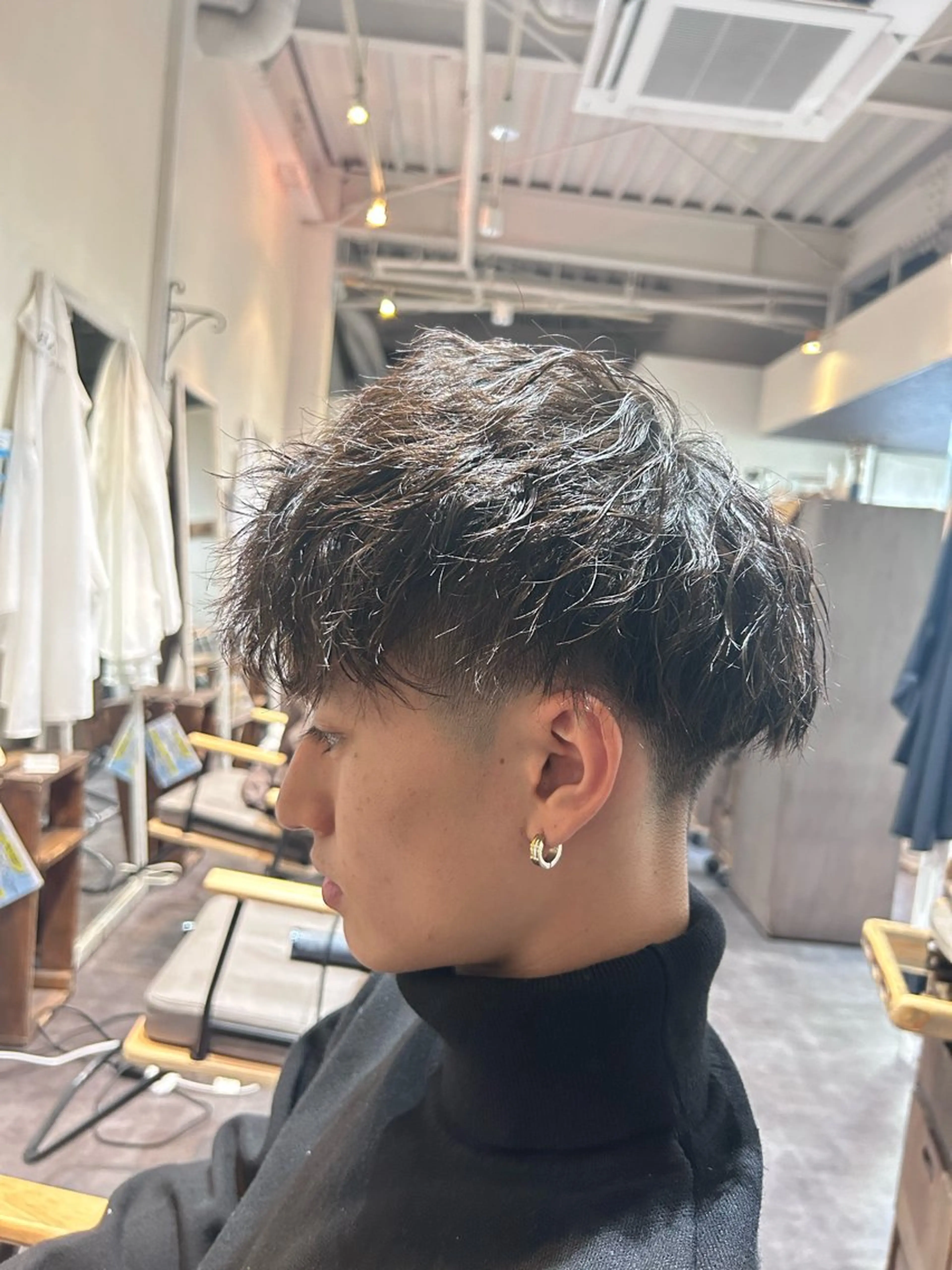 メンズ 牛尾 綾花のヘアスタイル