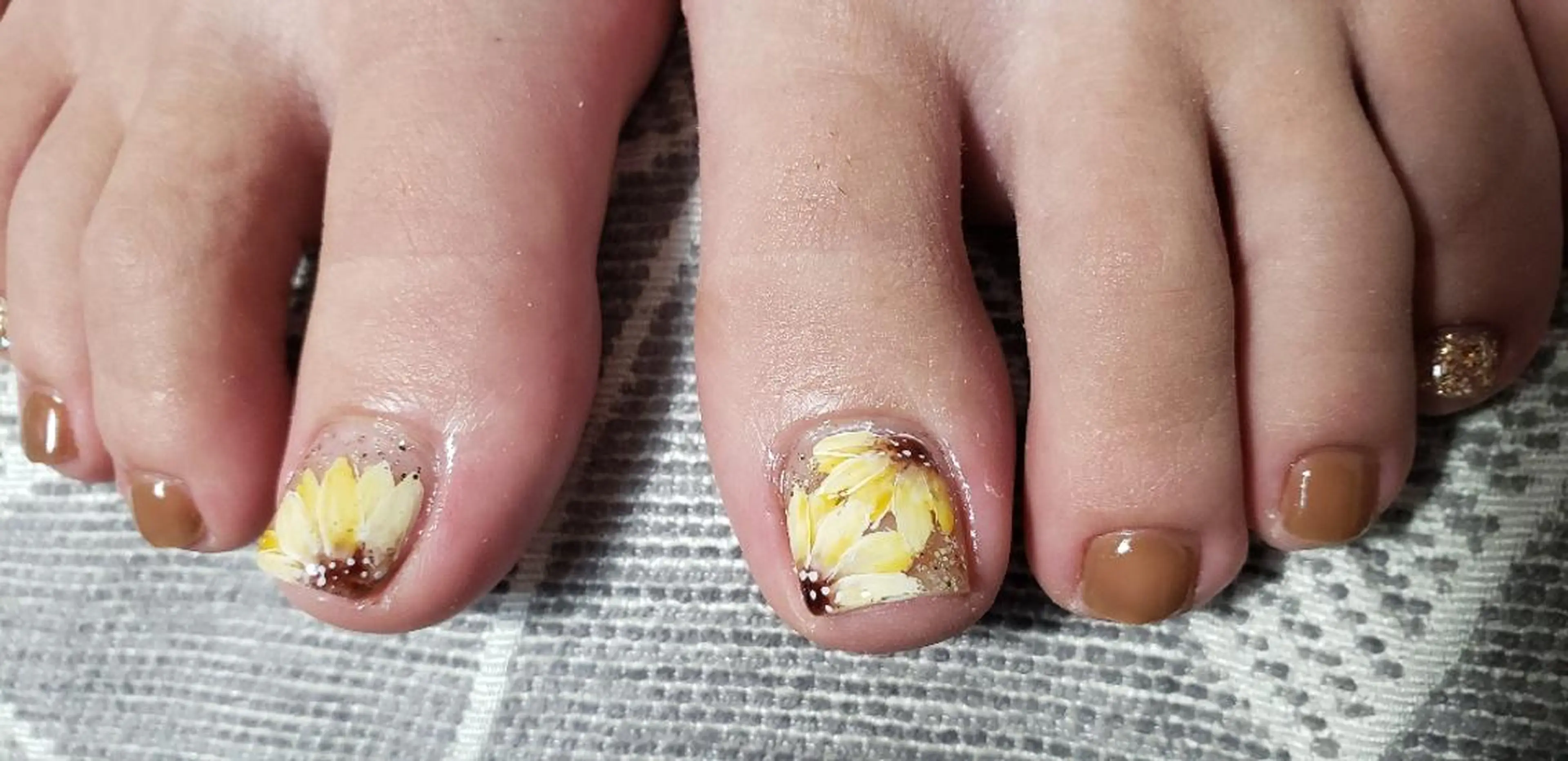 ネイル 夏ネイル ビジュード ネイルのネイルデザイン