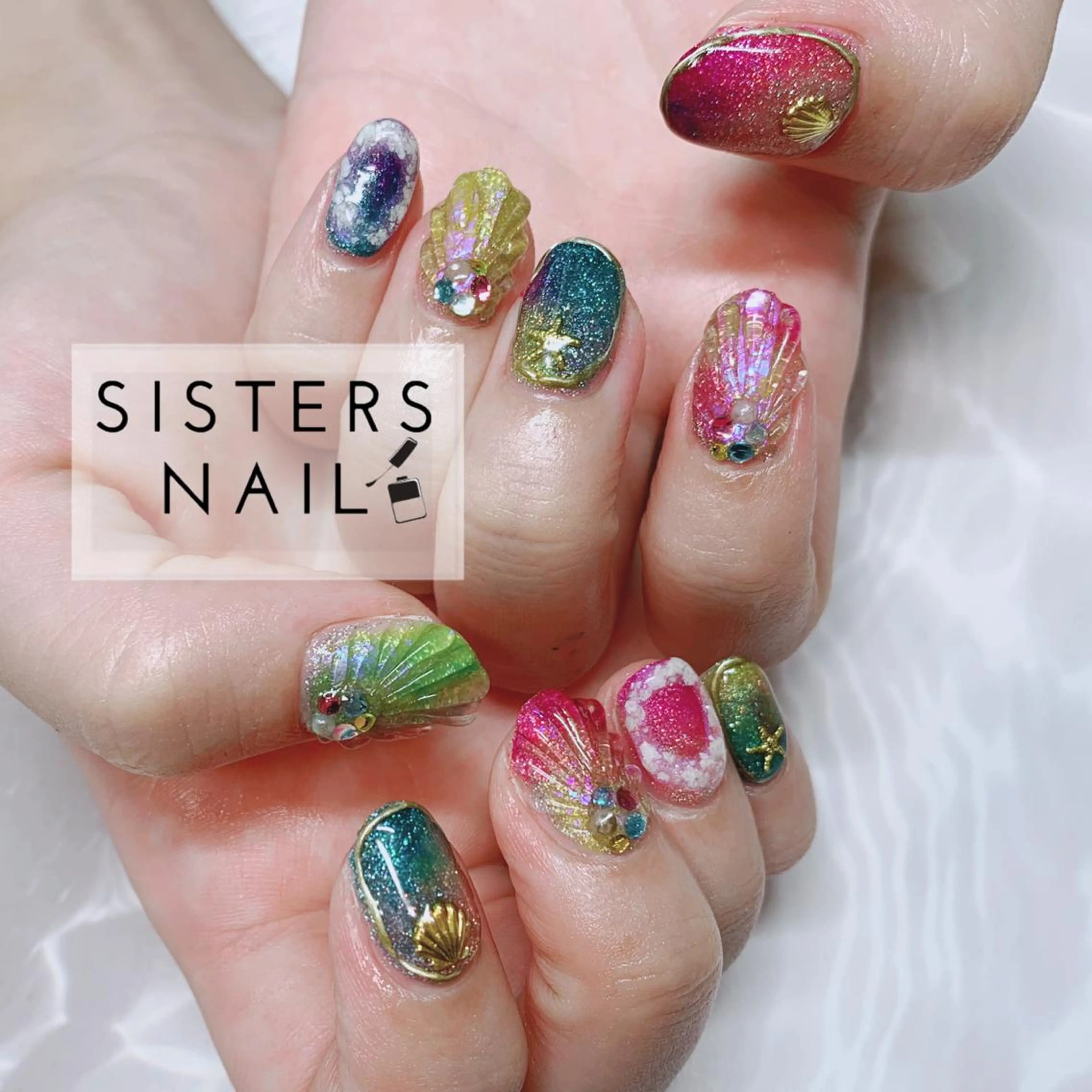 ネイル ハンドネイル ハンドケア sisters nail.fのネイルデザイン