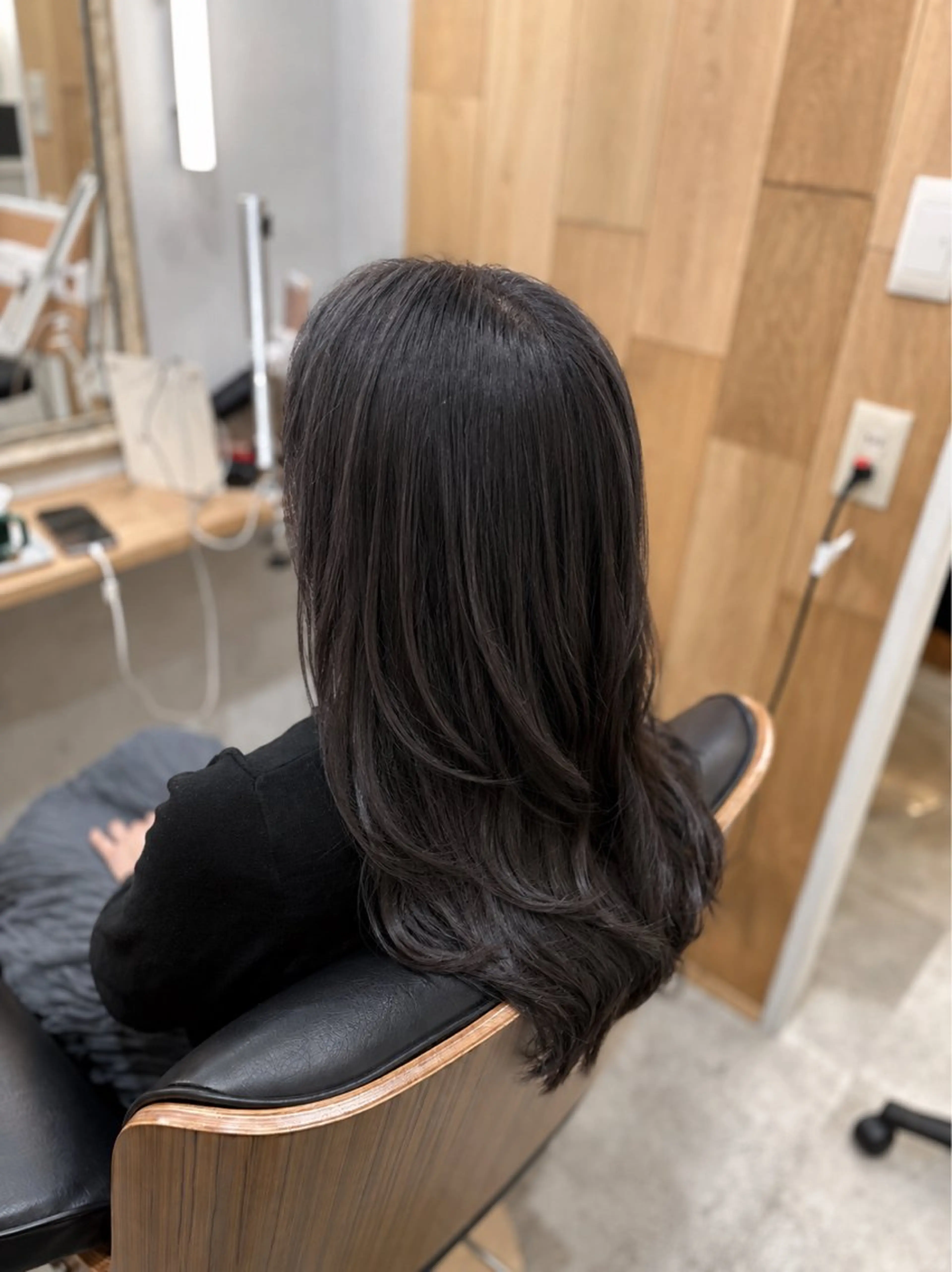 ロング カット ヘアカラー 白鳥 正孝のヘアスタイル