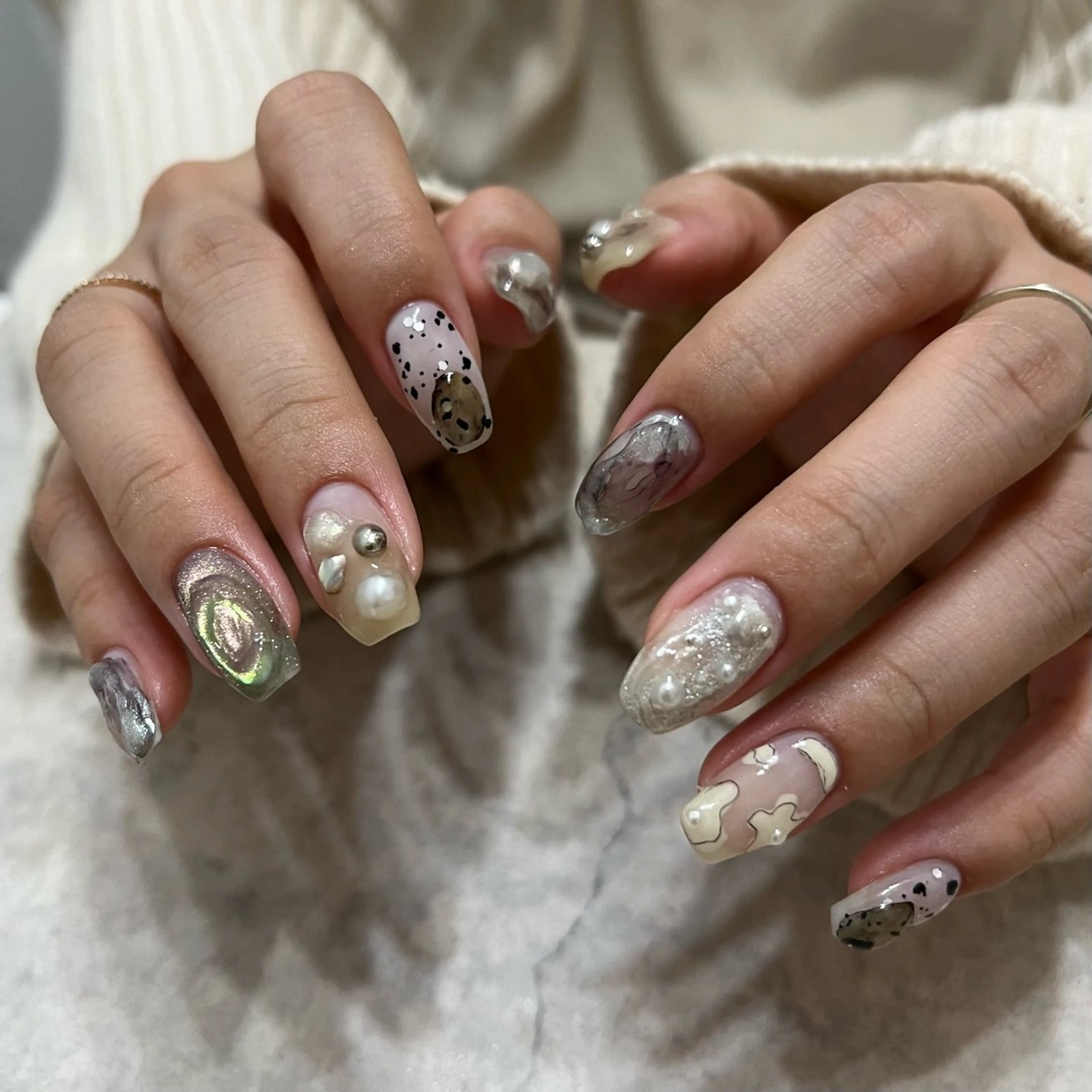 ネイル グリーン 持ち込み ハンドネイル vegh. nail／阿波座のネイルデザイン