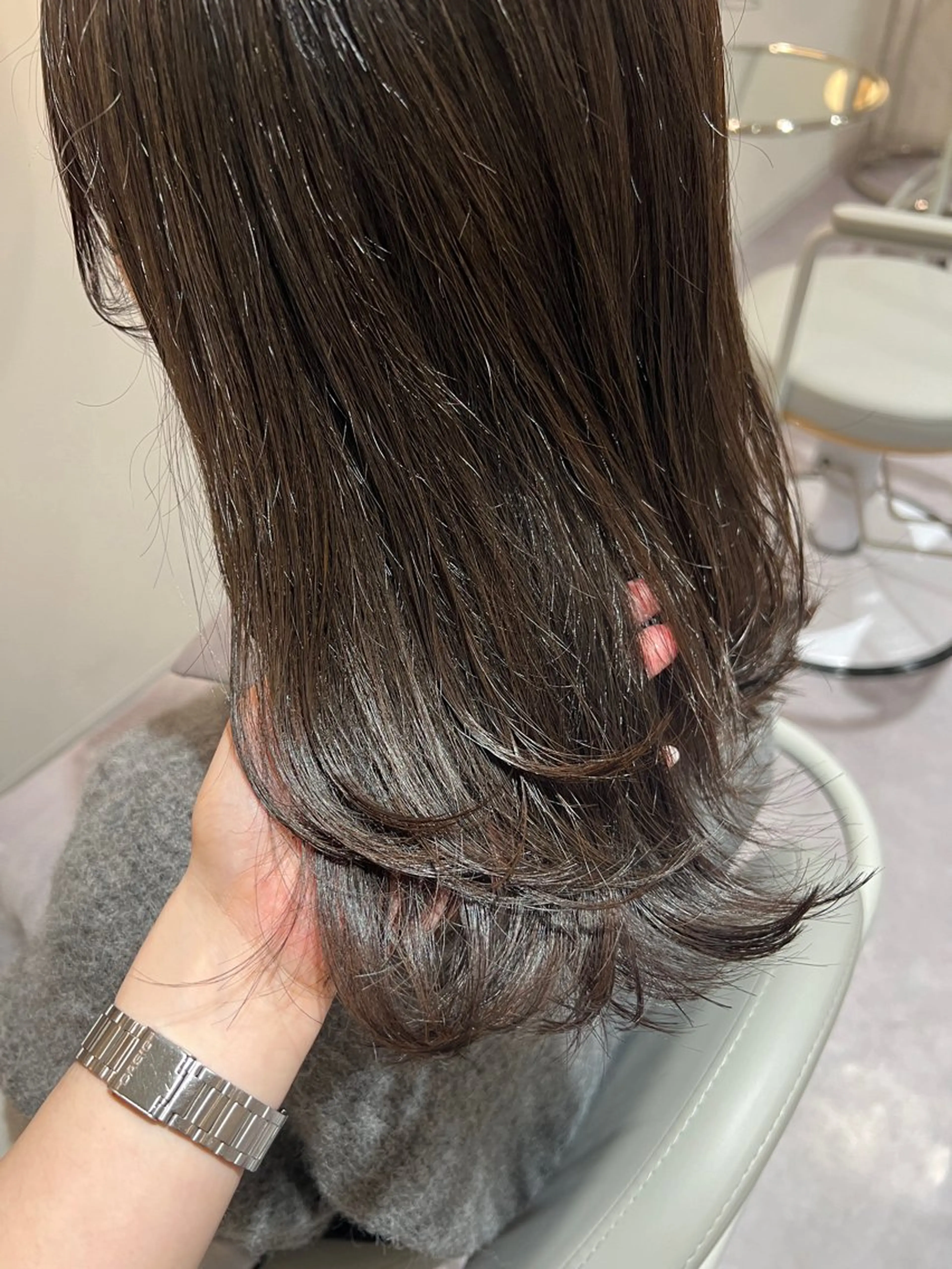 ミディアム ヘアカラー トリートメント 美髪✨艶髪✨髪質改善 カラー特化🌙鈴屋和のヘアスタイル