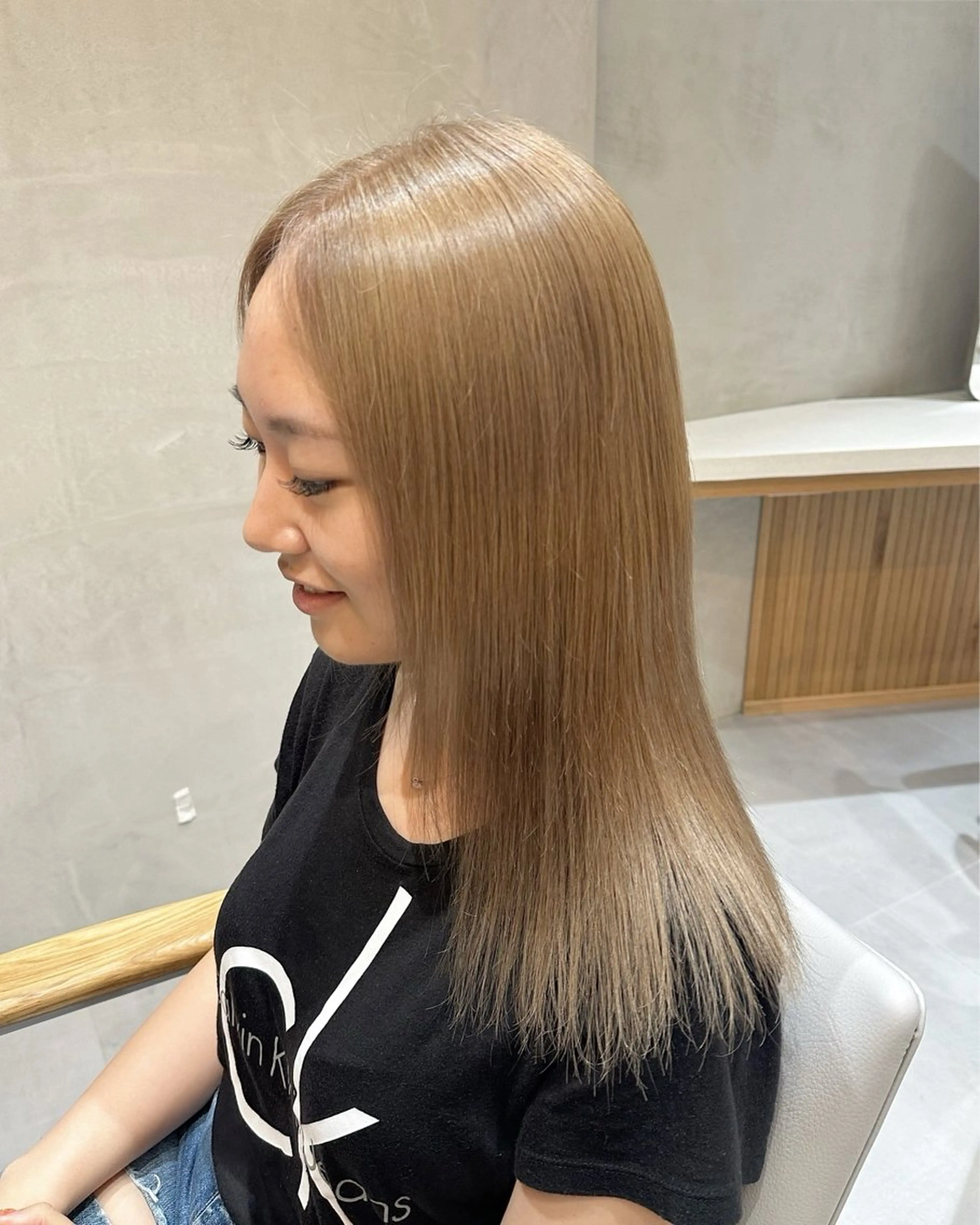 カラー 杉本 沙羅のヘアスタイル