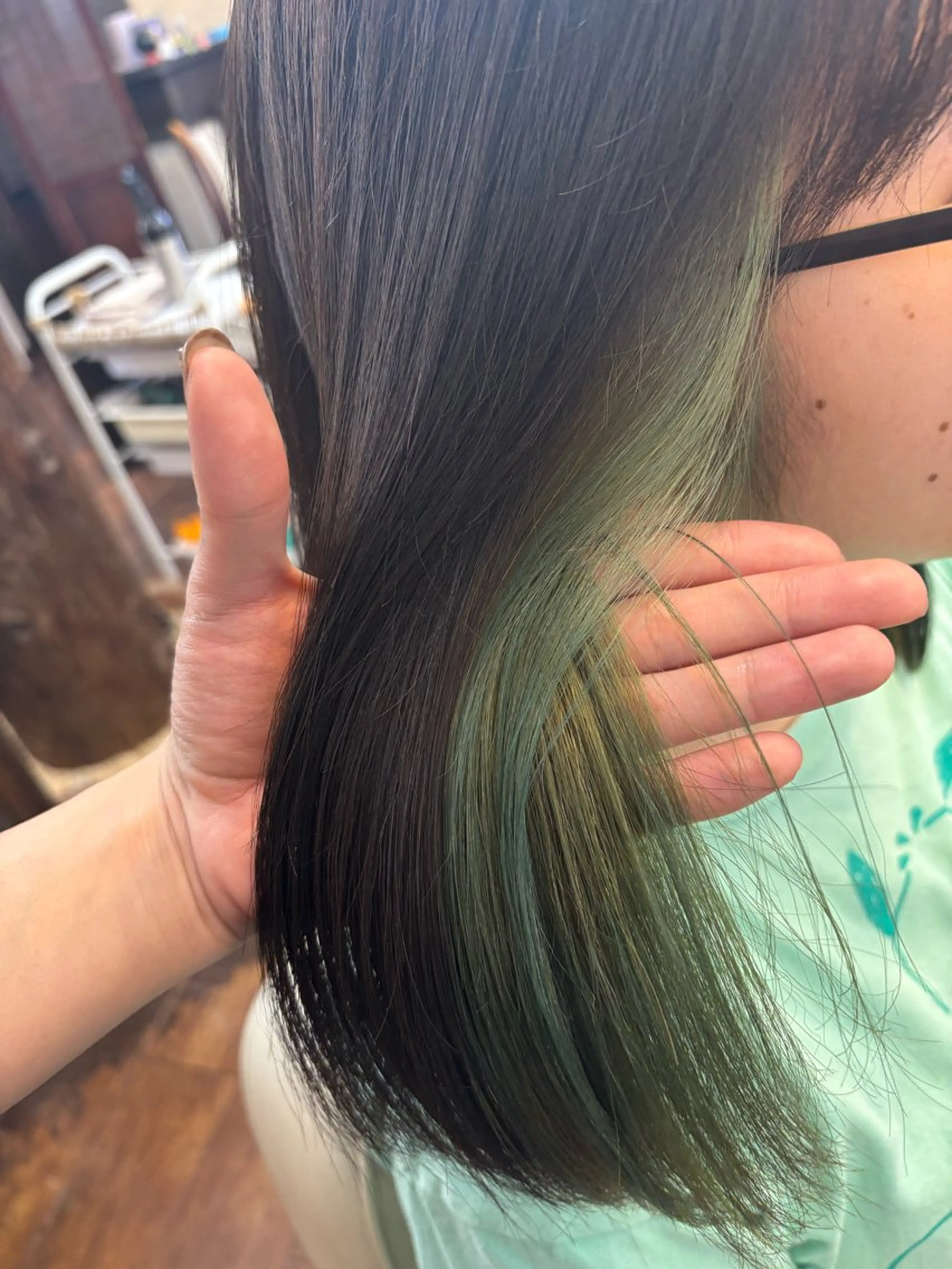セミロング ヘアカラー 🌿吉池 朱莉🌿のヘアスタイル