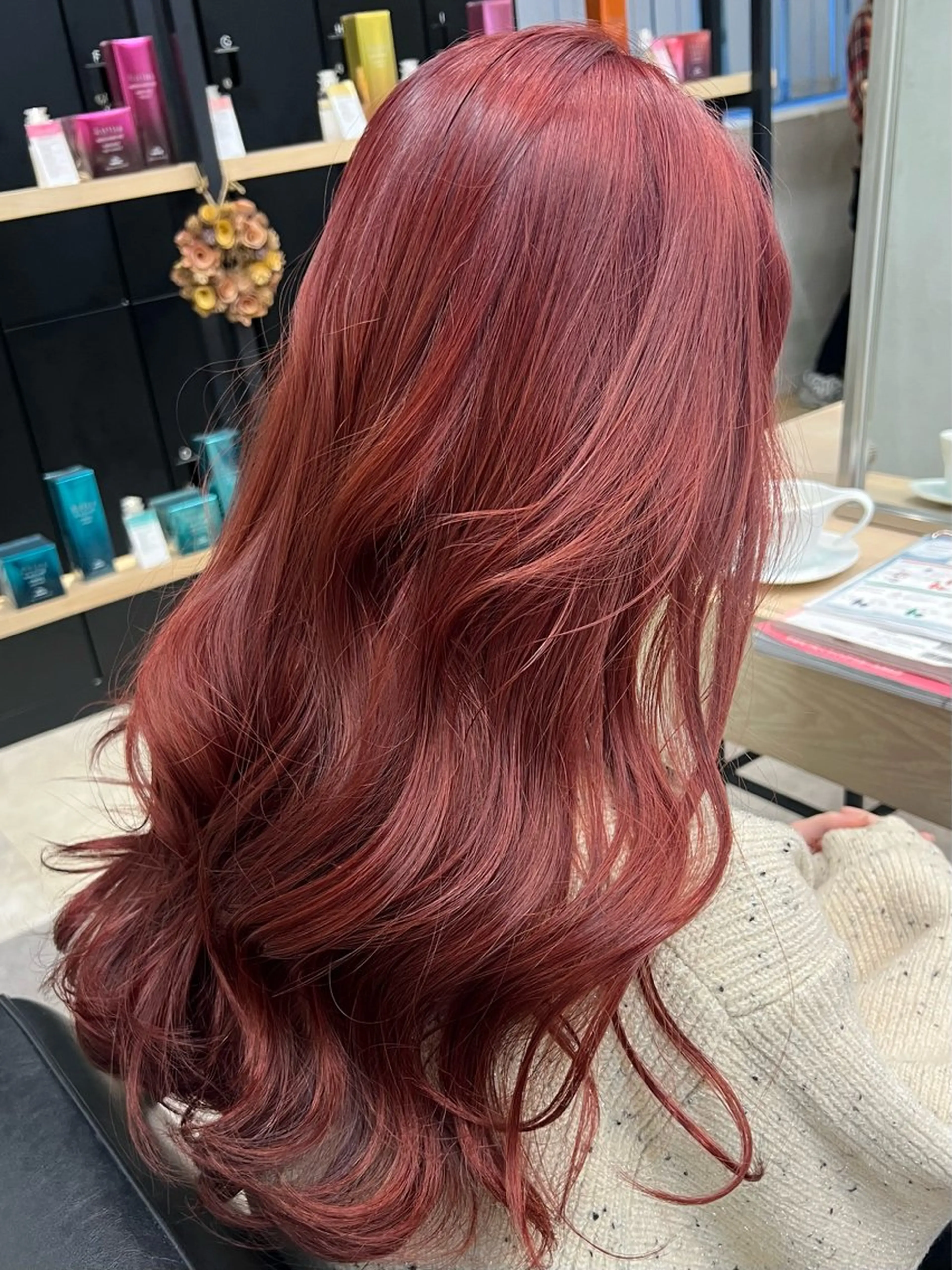 ロング カラー ハイトーン💗ピンク 🛼ベージュ🍀のヘアスタイル