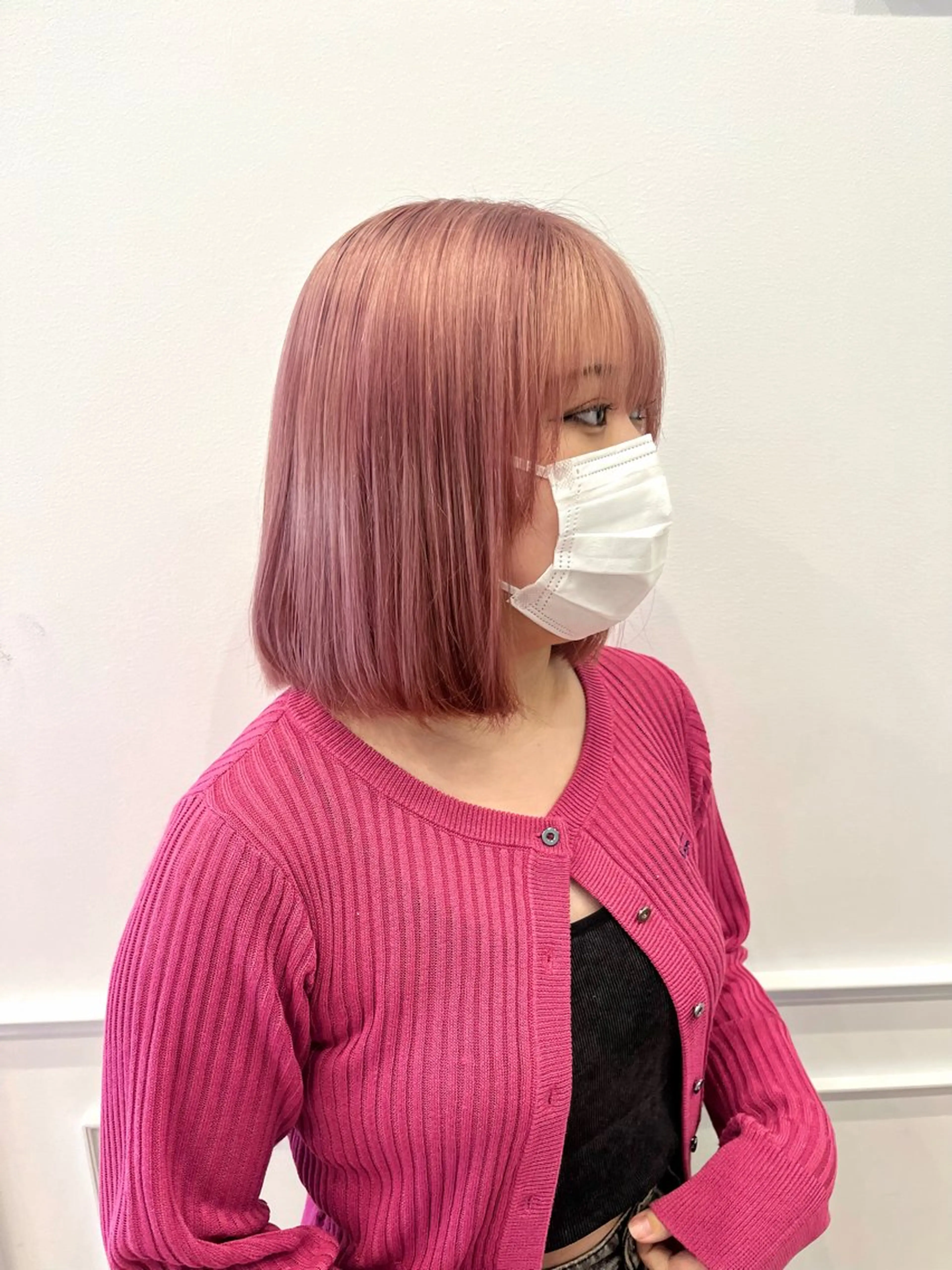 ミディアム カラー ベージュカラー ブリーチ ピンクカラー ピンクベージュ ヘアカラー 梶原 美保のヘアスタイル