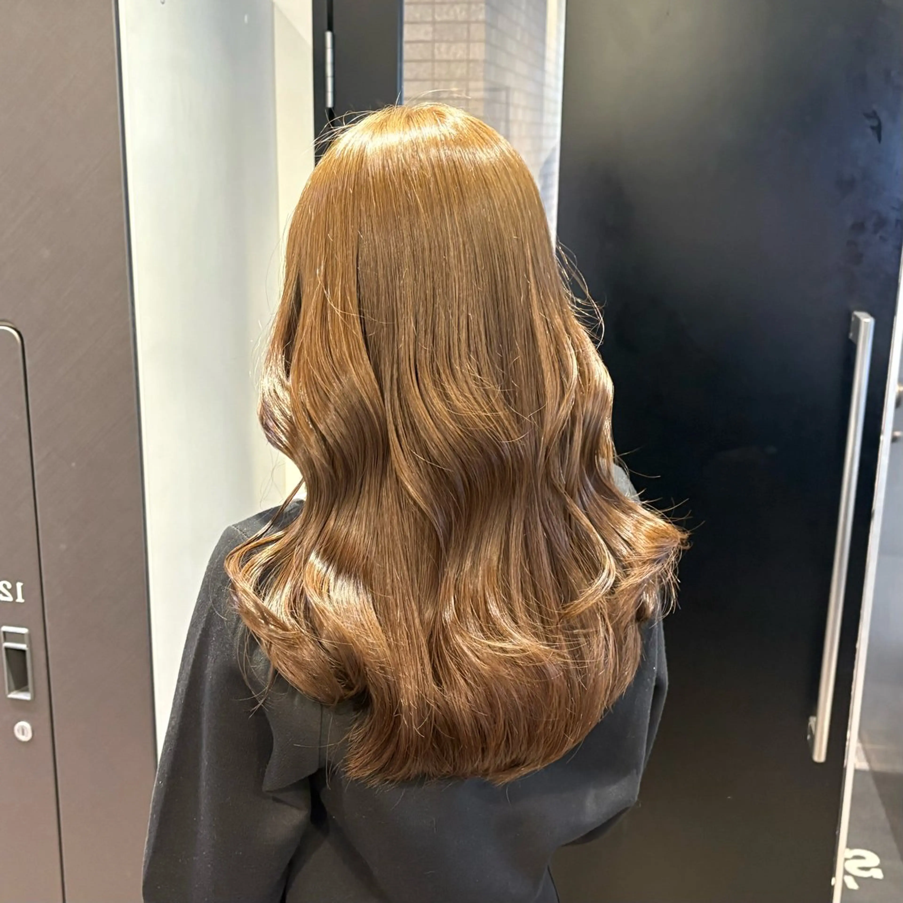 ロング カラー ベージュカラー ミルクティーベージュ ヘアカラー トリートメント 🖤大人可愛い⌇ 𝐑 𝐈 𝐎🖤のヘアスタイル