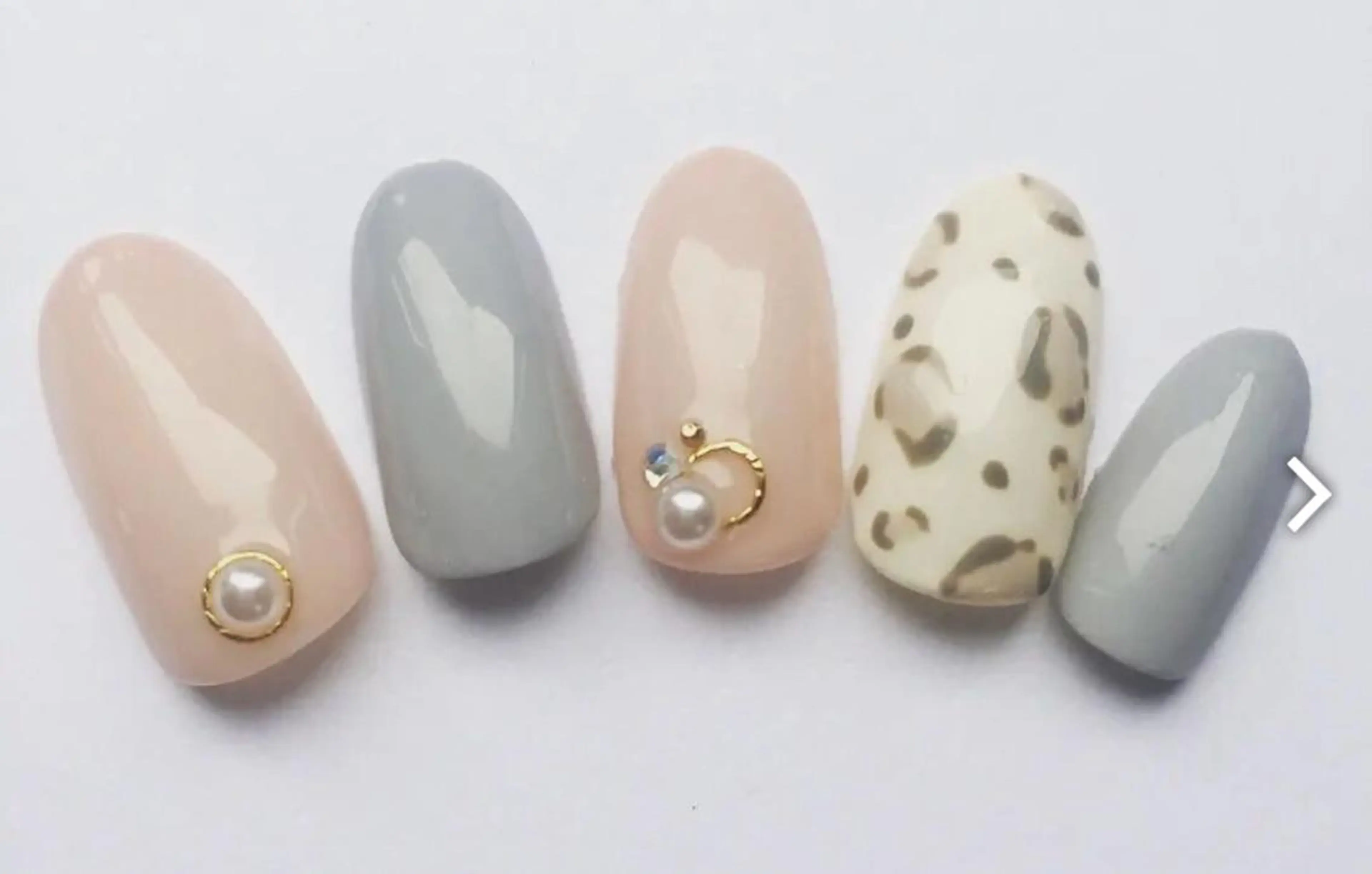 ネイル ハンドネイル ゲン レイカのネイルデザイン