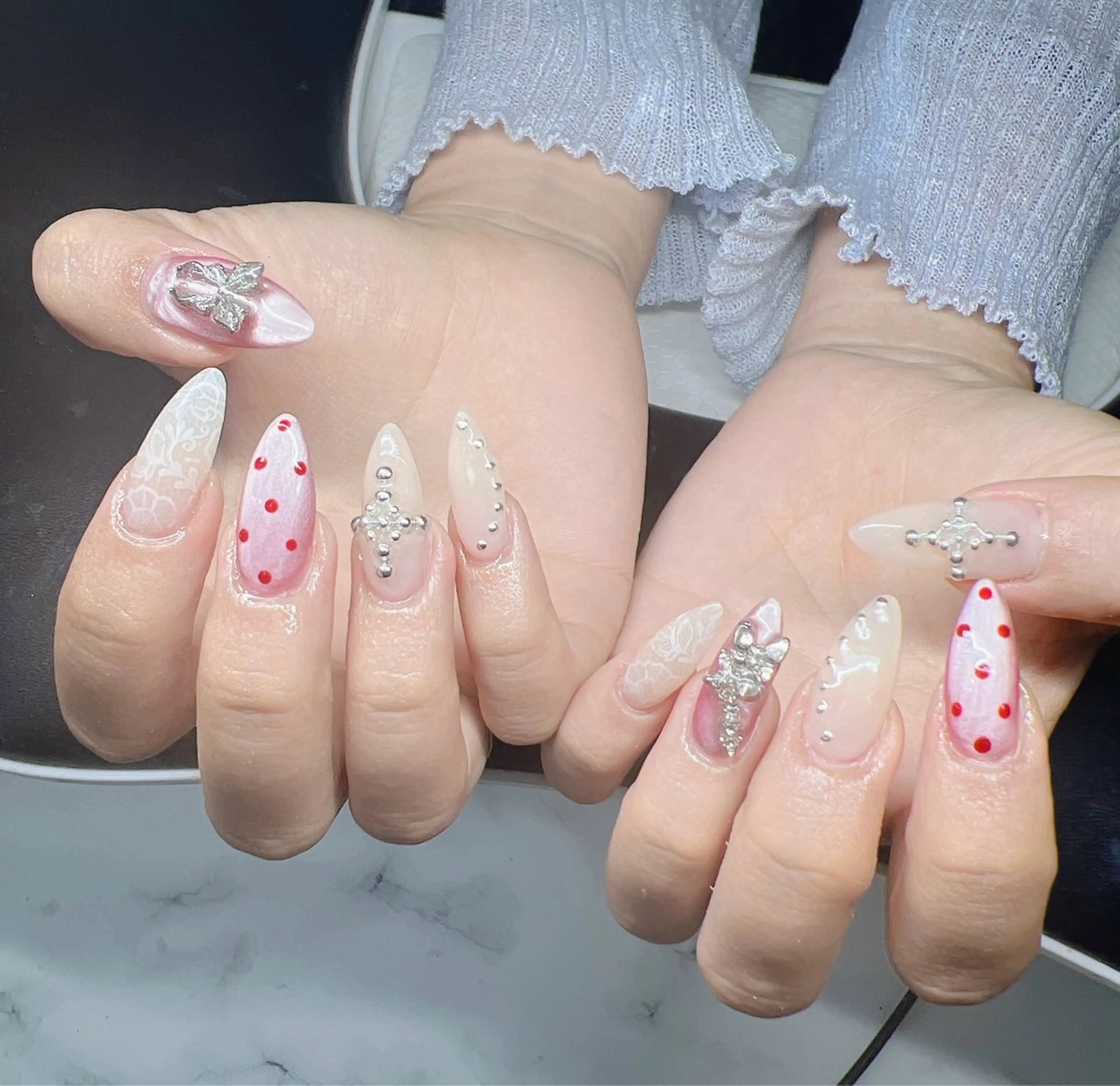 ネイル ハンドネイル Lee Nailsのネイルデザイン