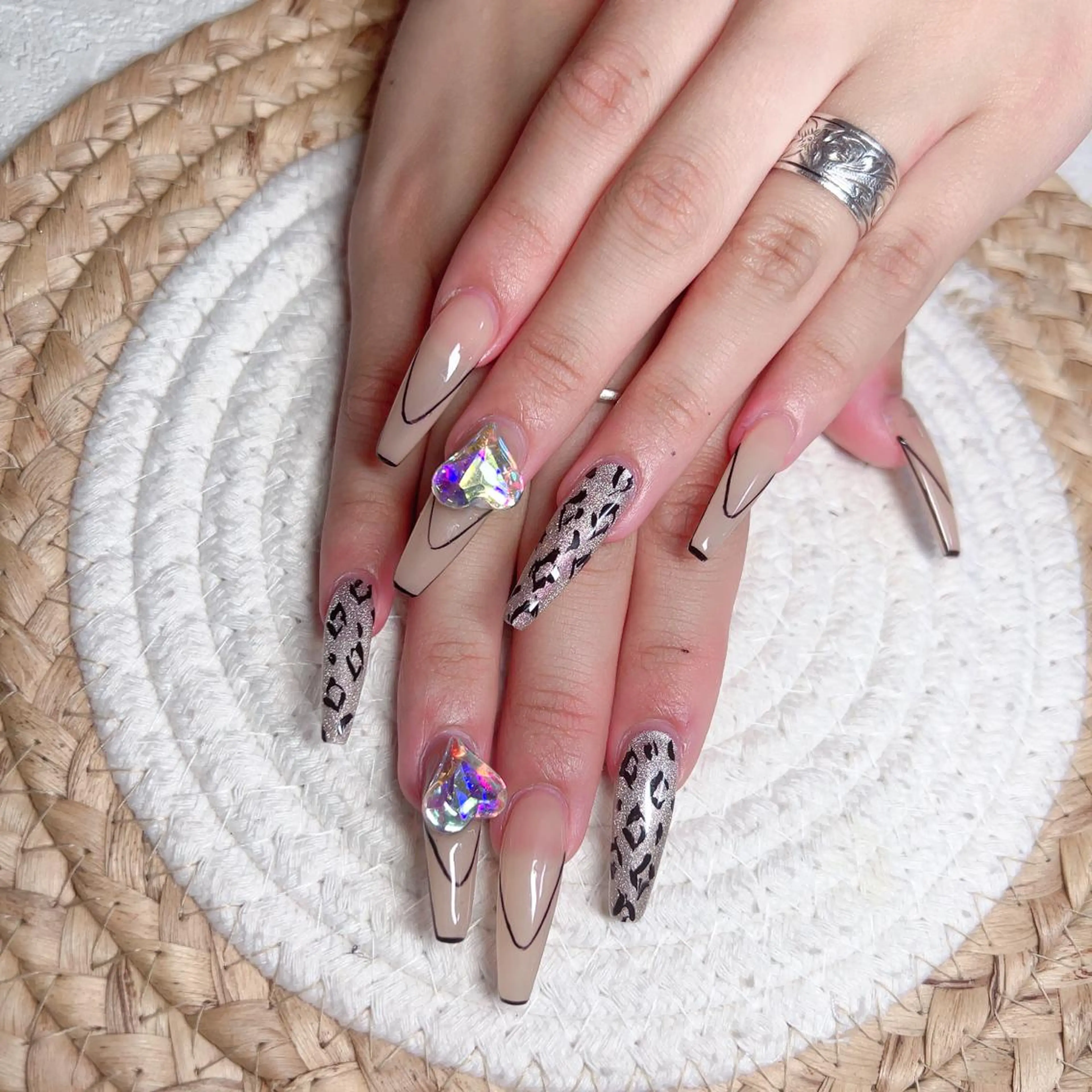 ネイル Maggie Nail🦩のネイルデザイン