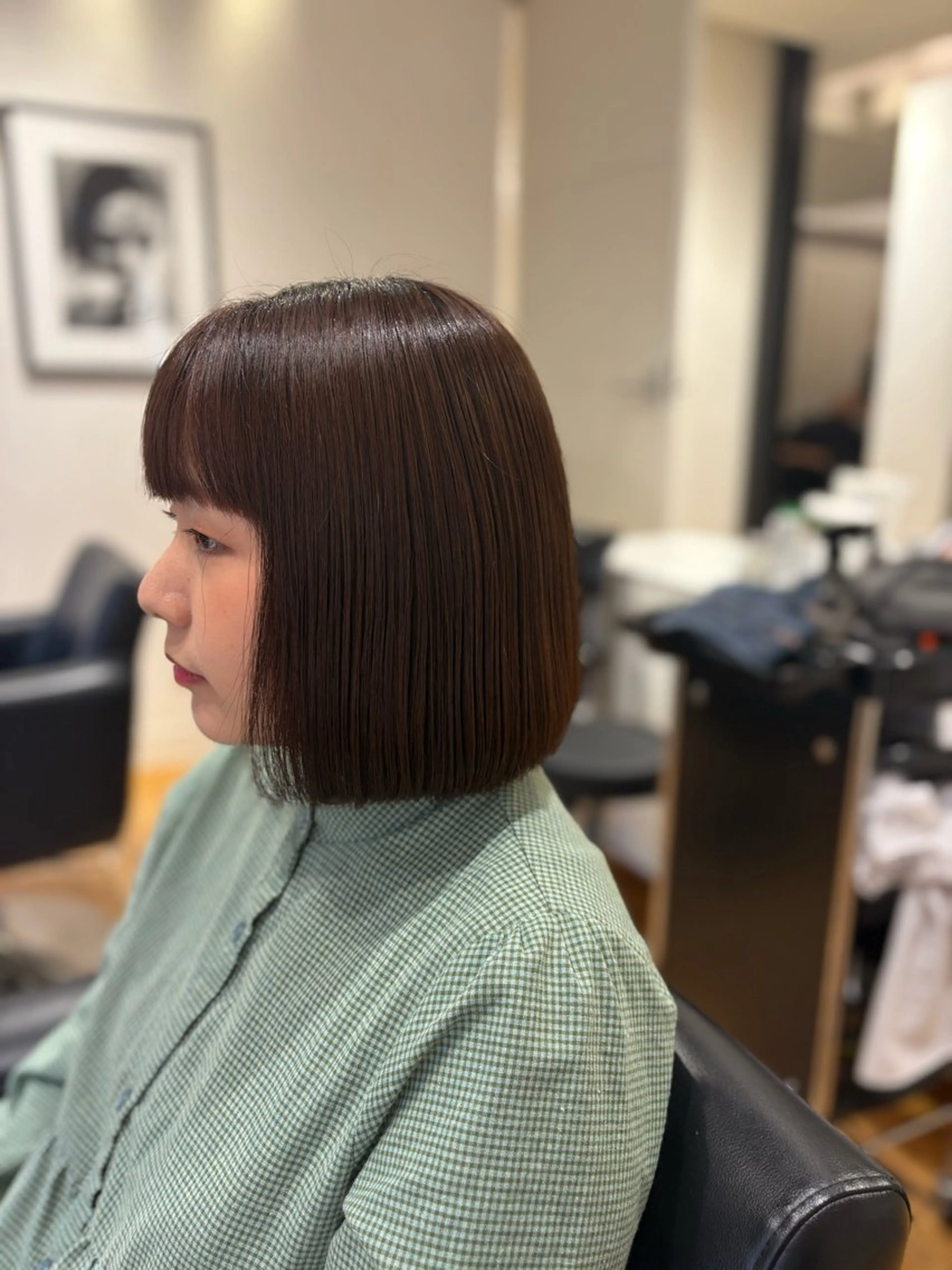 ショート ボブ カット 浜崎 千亜のヘアスタイル