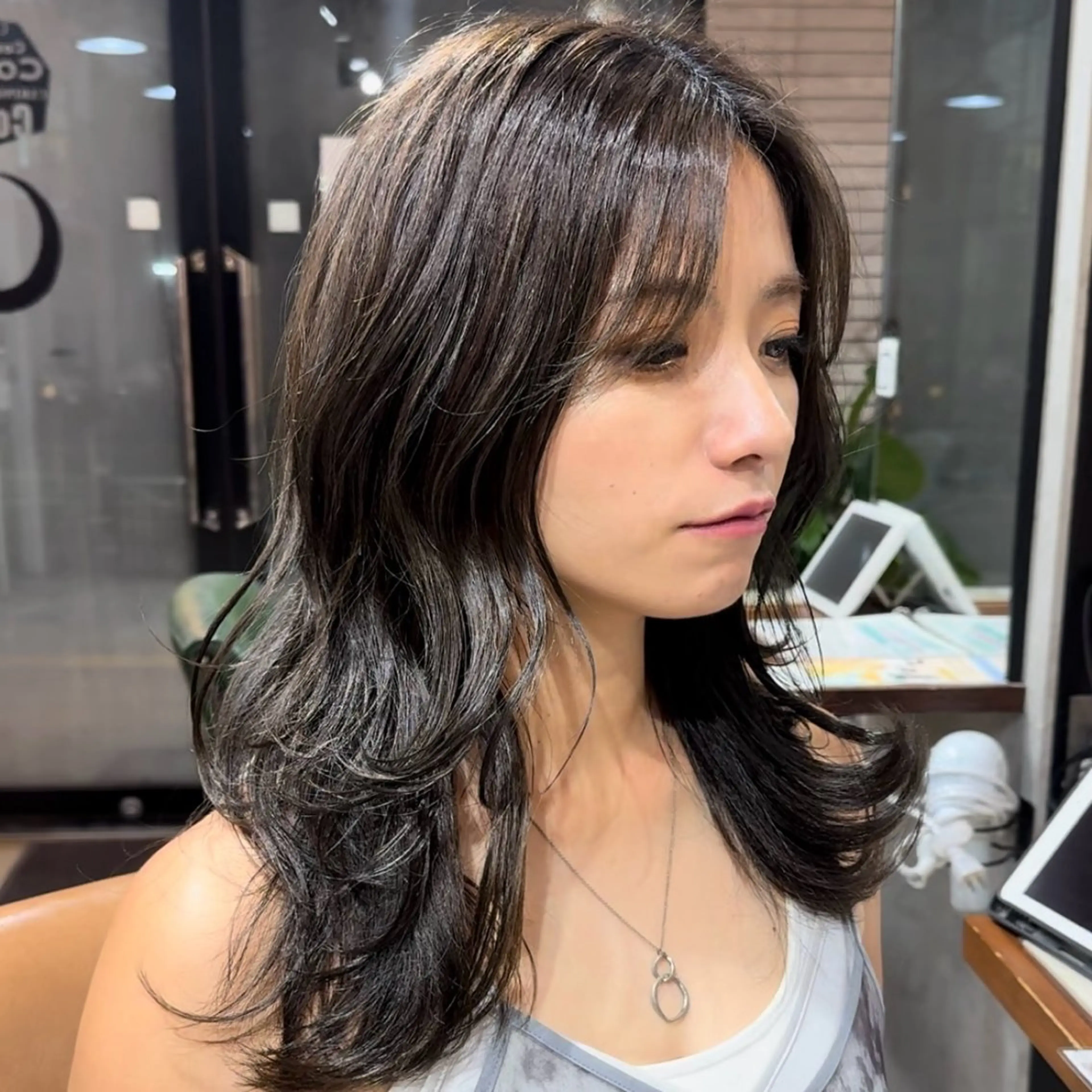 ミディアム 似合わせカット🍀 TAKAHASHIのヘアスタイル