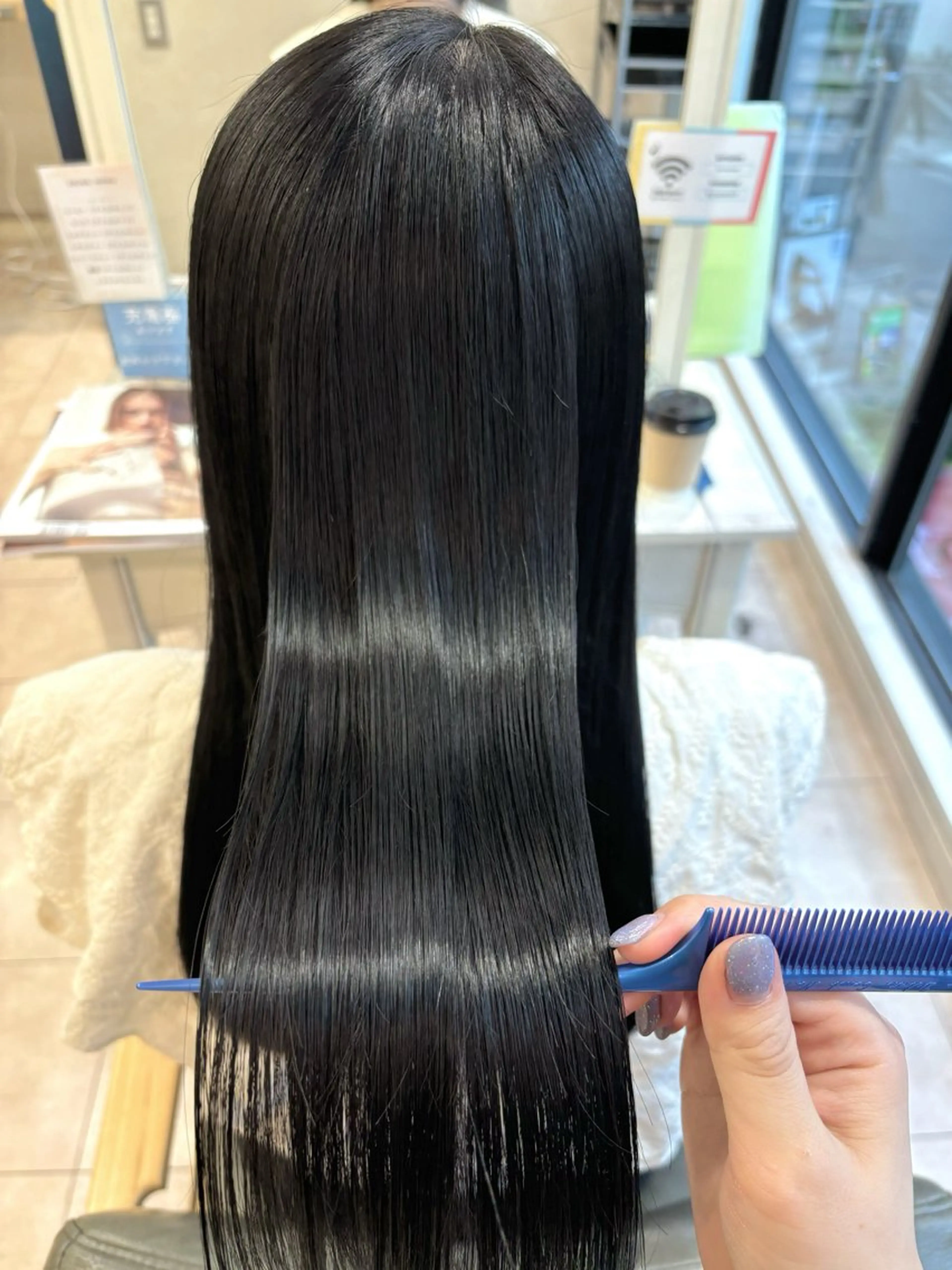 ロング カラー パーマ 縮毛矯正 一目惚れ艶ハイトーン バンド/しほのヘアスタイル