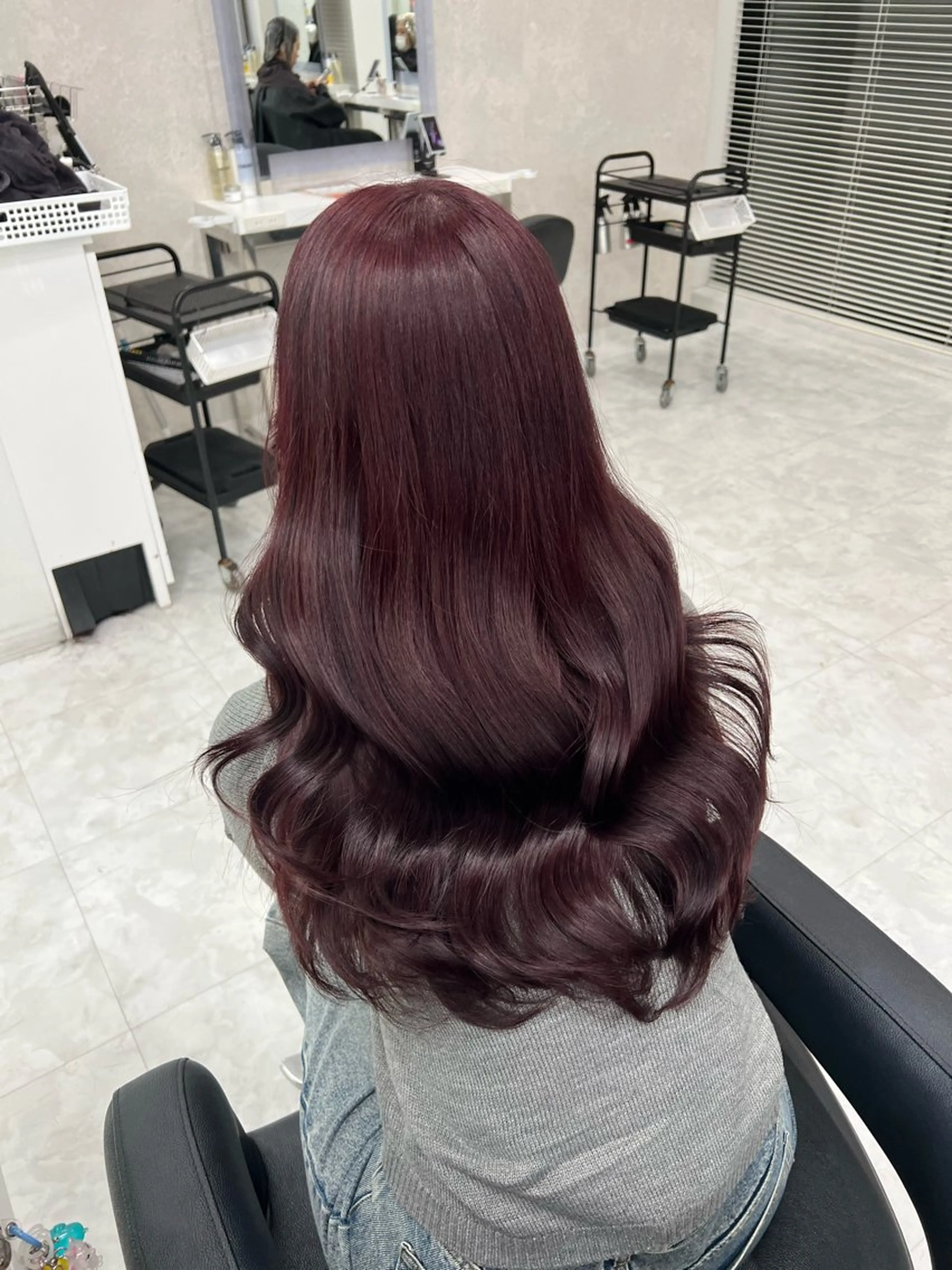 ロング カット ヘアカラー トリートメント 艶カラー美髪縮毛矯正 /髪質改善✨️ユウキのヘアスタイル