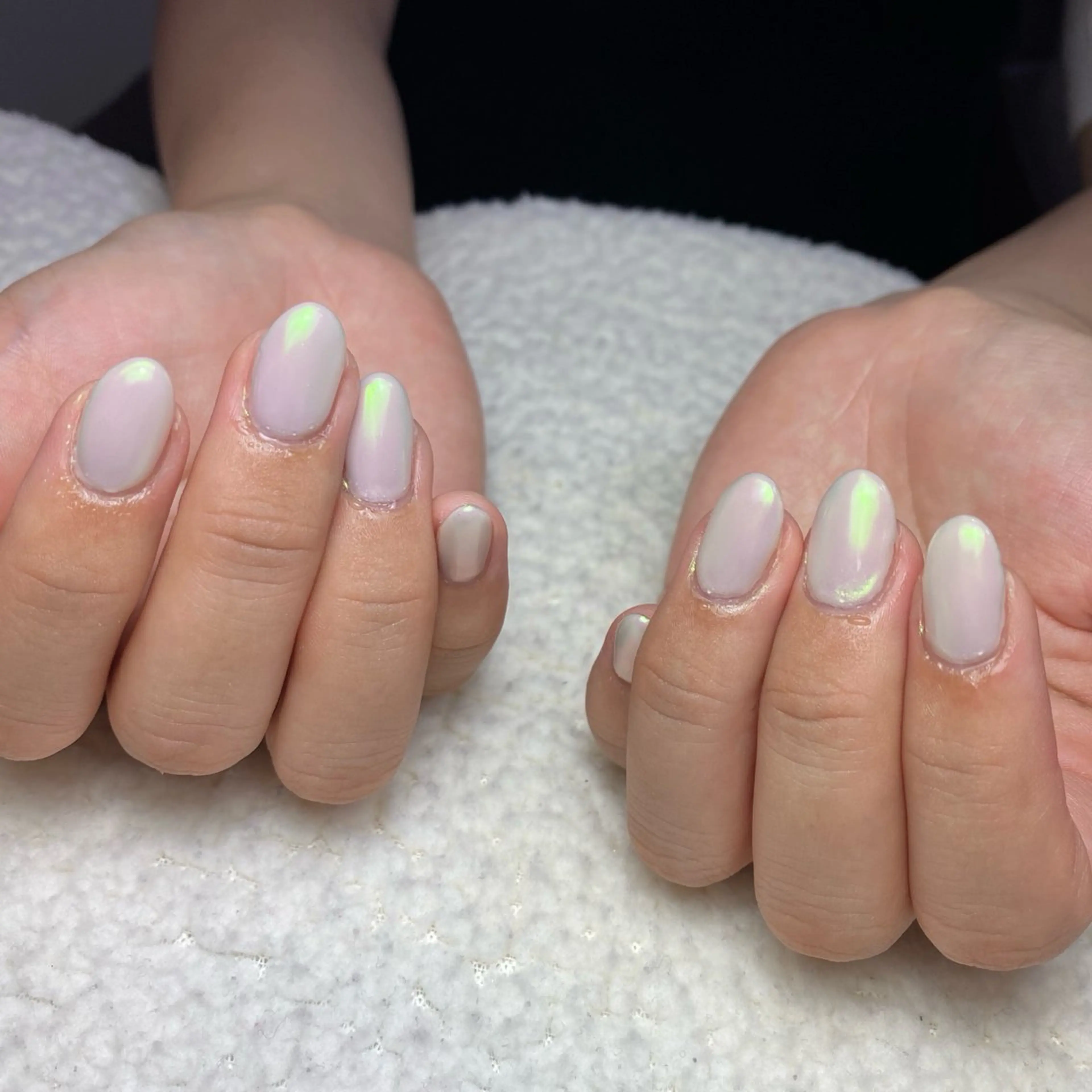 ネイル オーロラネイル ハンドネイル COCO+所属・COCO +のエステ・リラクイメージ