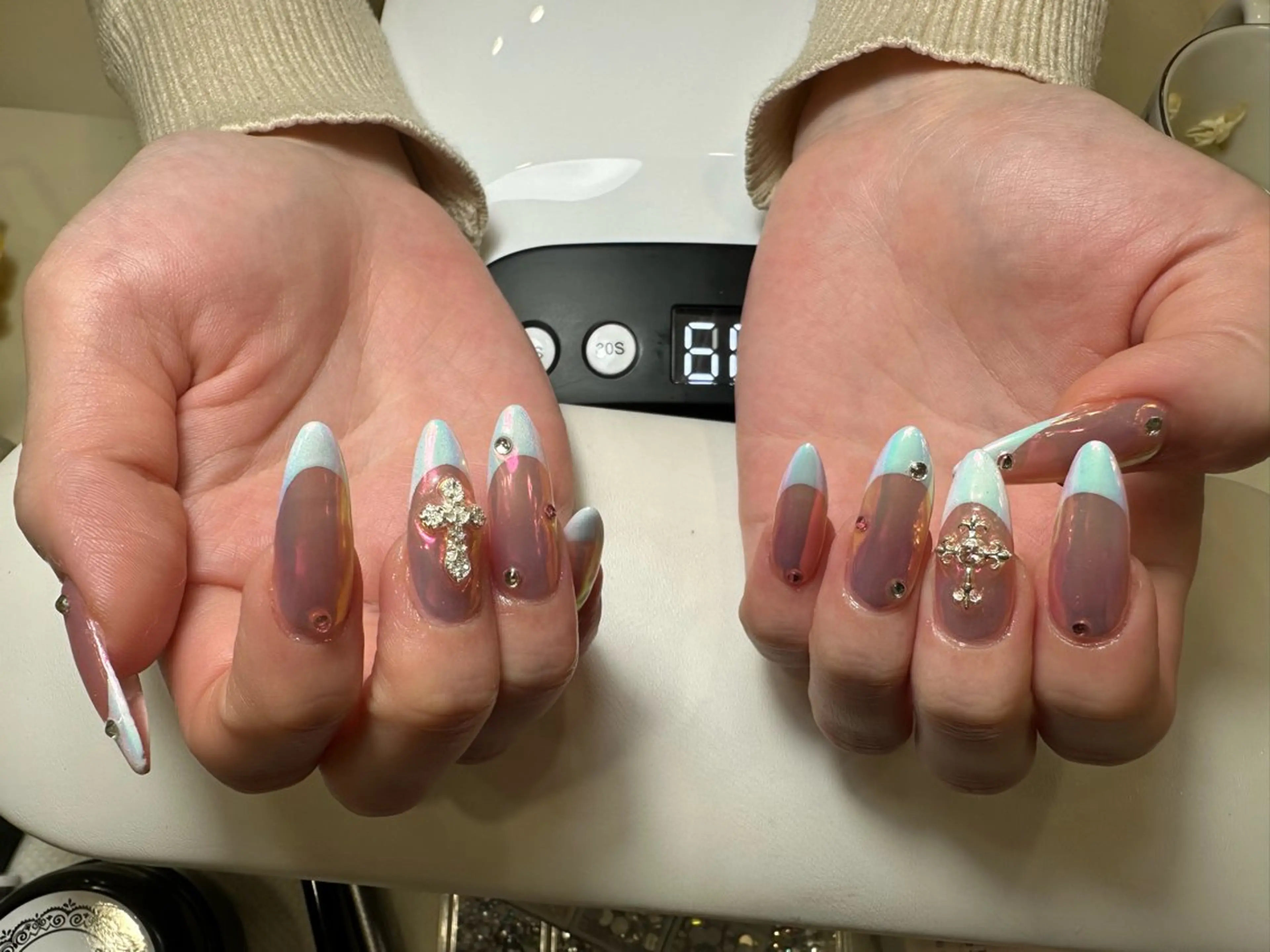 ネイル ハンドネイル ハンドケア LyymSalon _rinのネイルデザイン