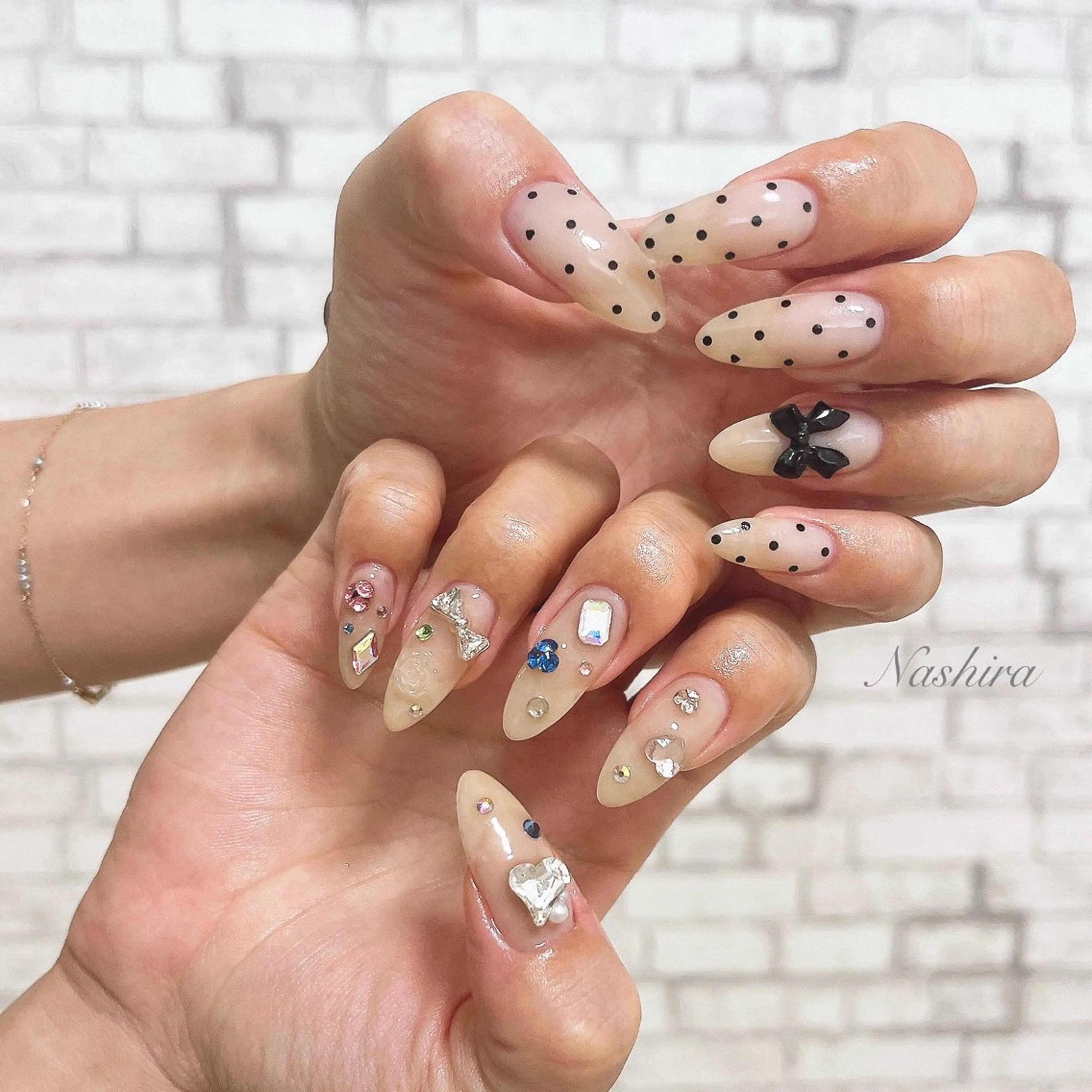 ネイル ドット Nashira所属・Nashira moeのネイルデザイン