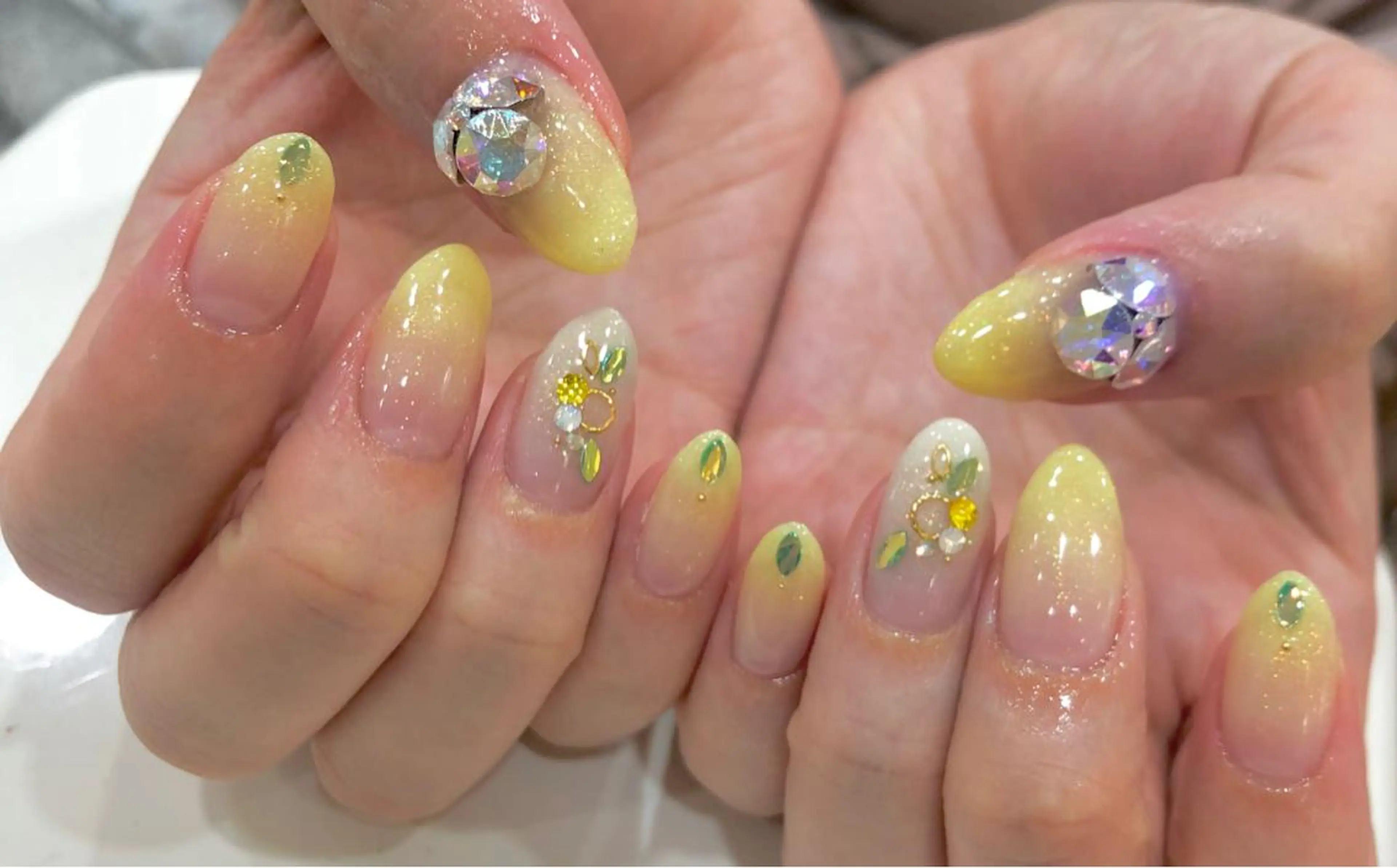 ネイル 坂本 萌のネイルデザイン