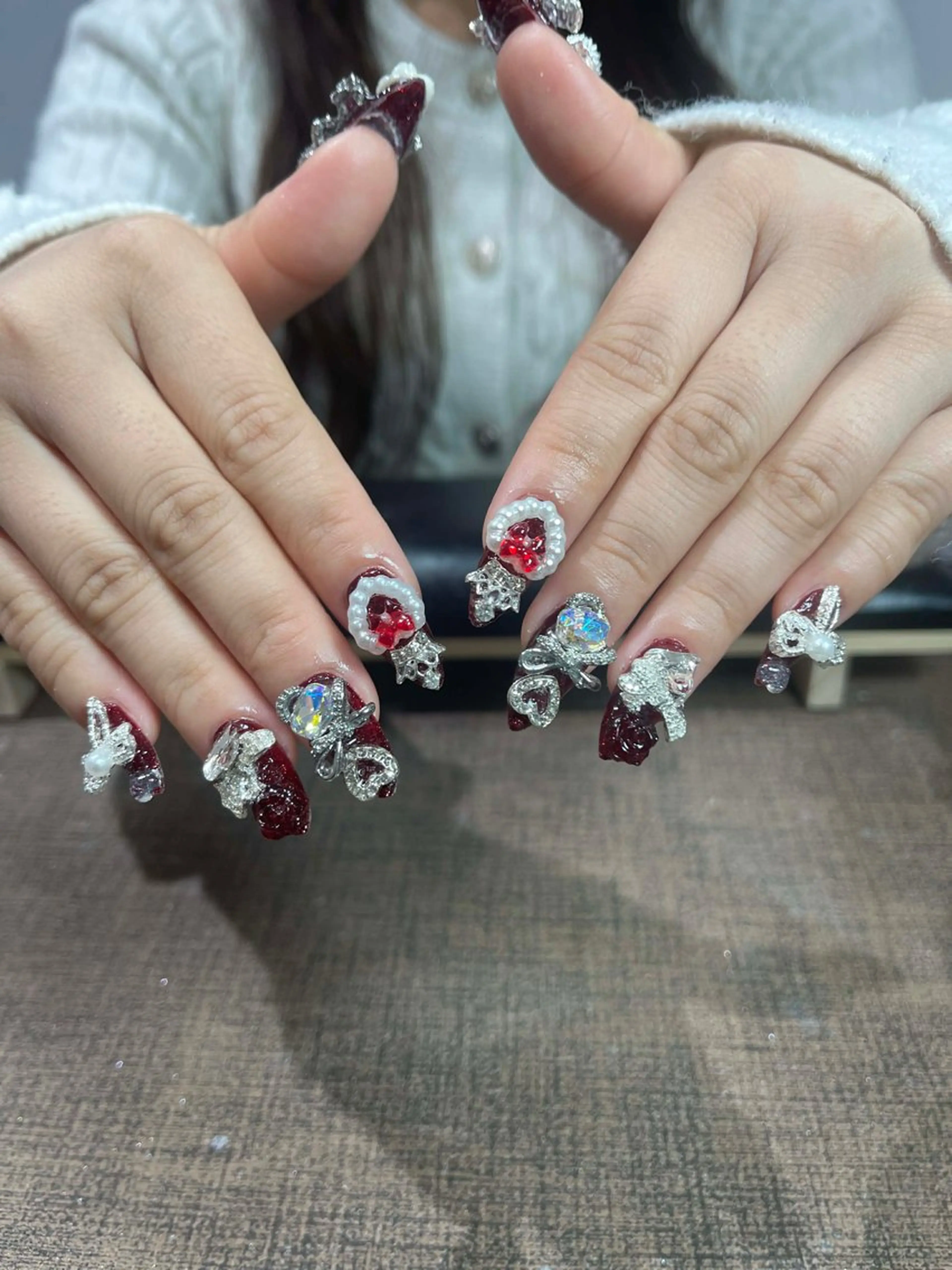 ネイル ハンドネイル 🩷KaRin🩷 チップ長さ出し専門のネイルデザイン