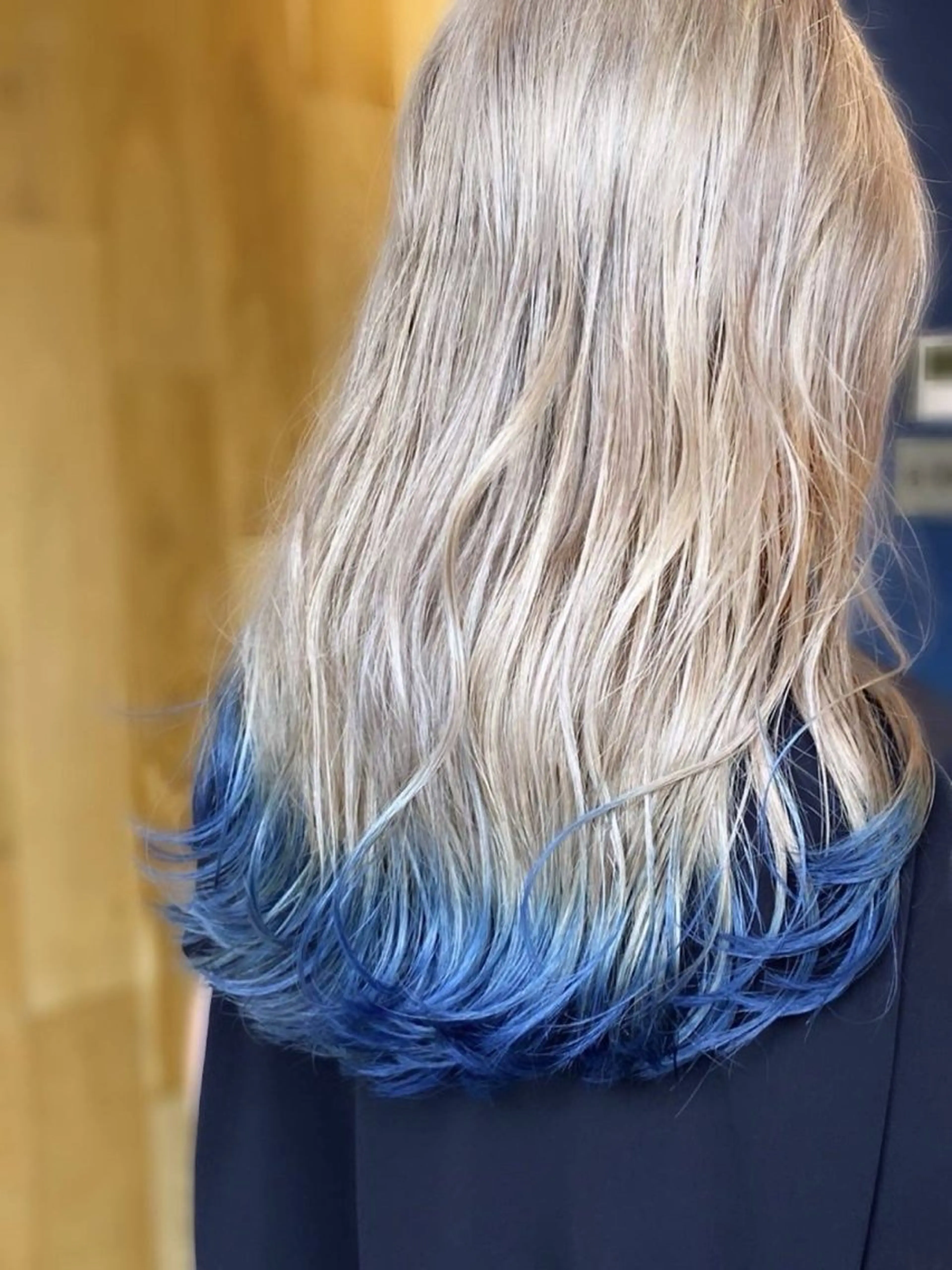 ロング カラー 高村 茉耶のヘアスタイル