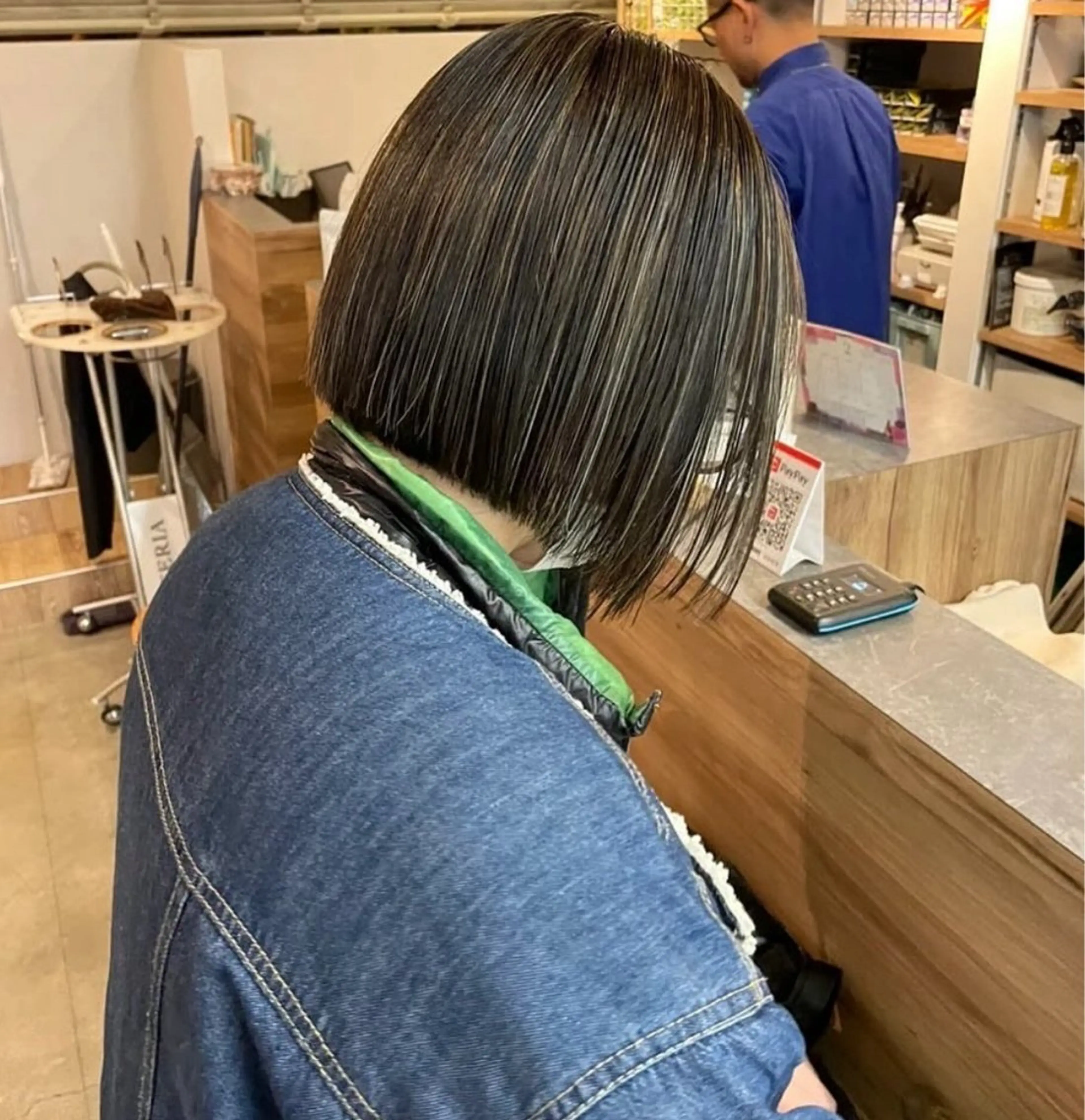ショート ライツ オオサカのヘアスタイル