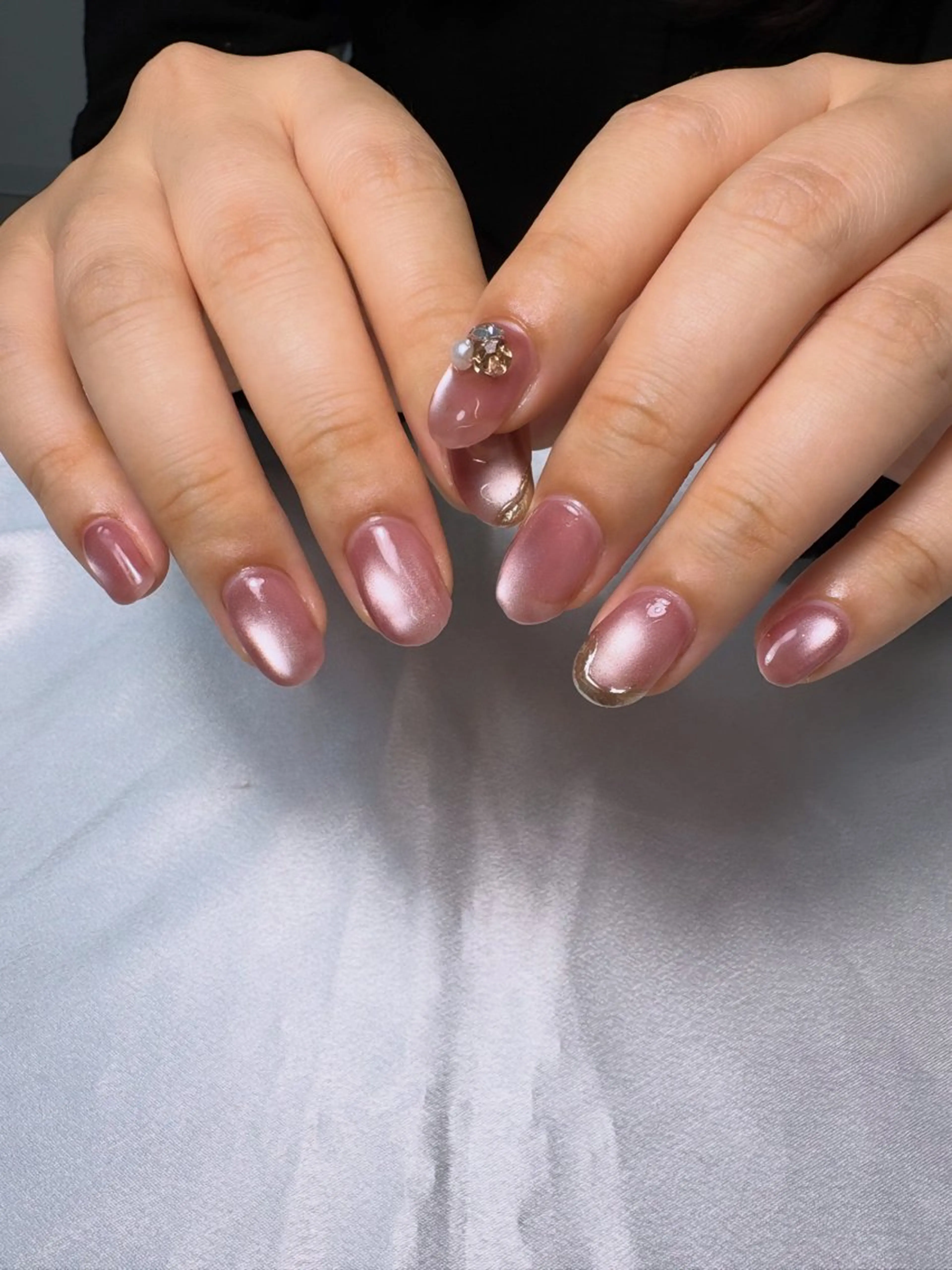 ネイル ミラーネイル ワンカラーネイル ハンドネイル nailsalon Ecliaのネイルデザイン