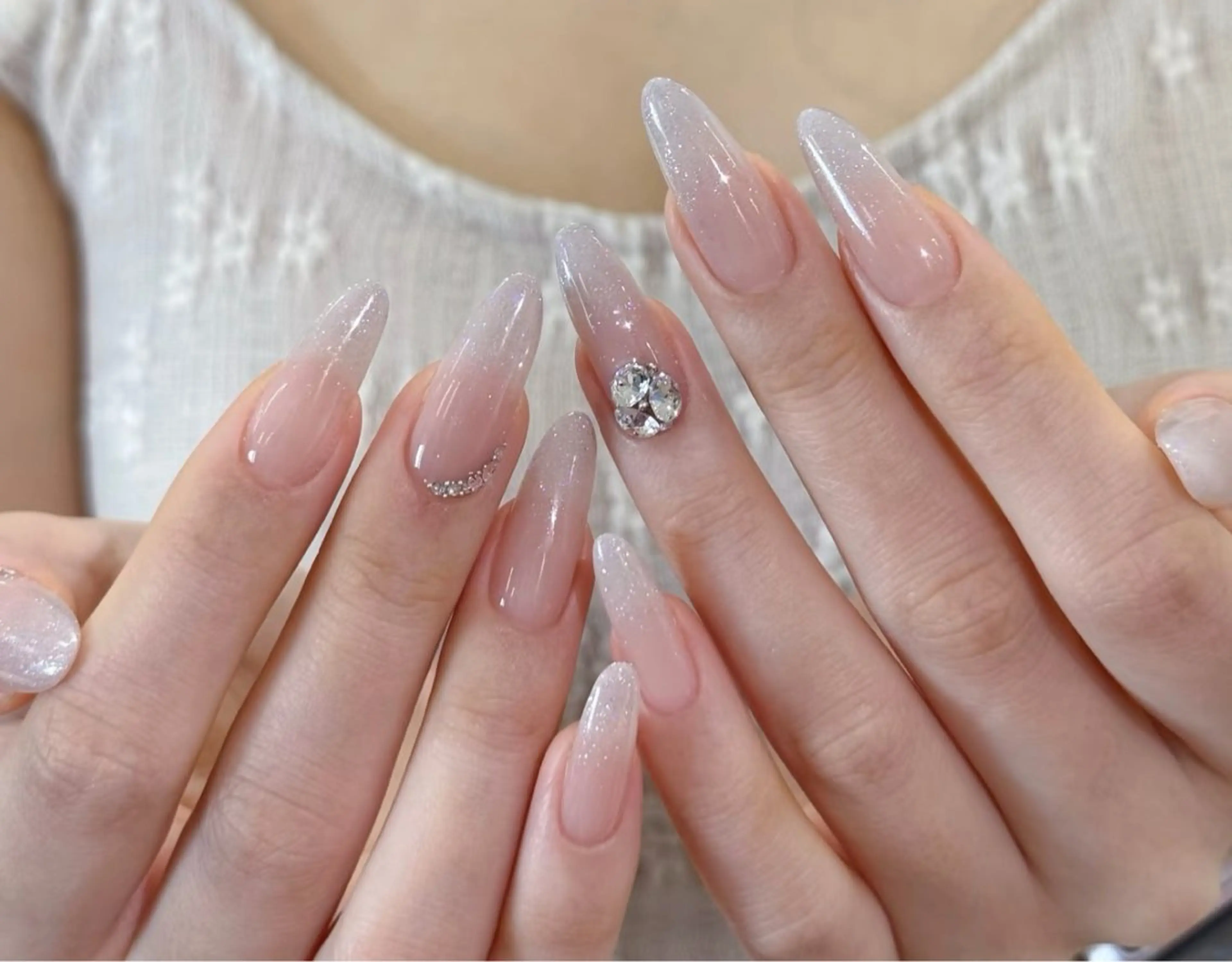 ネイル 桜ネイル フットネイル フレンチネイル グラデーション 氷ネイル・うるうるネイル ハンドネイル Lynn_ Nailのネイルデザイン