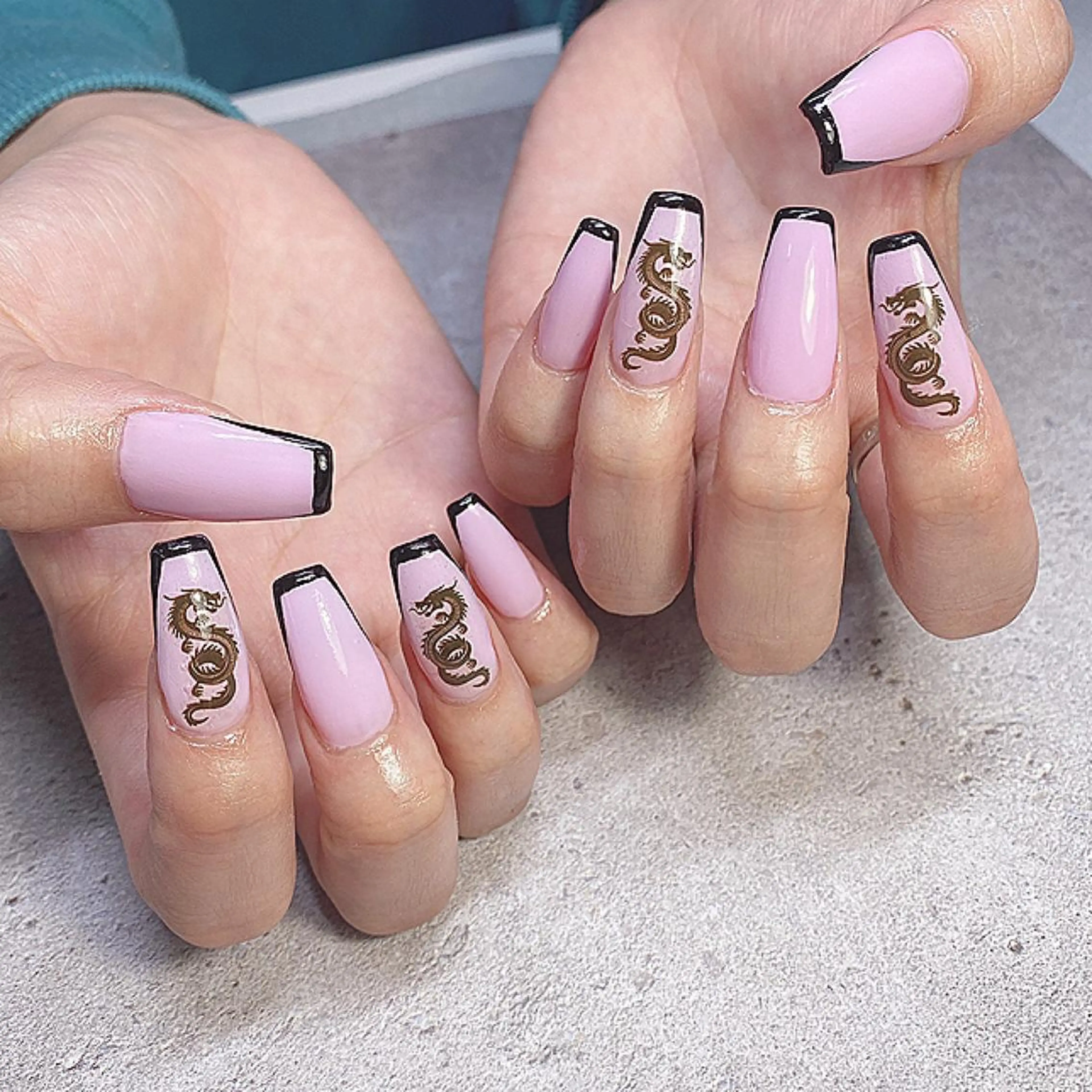 ネイル RiLion💗 Risa🦋💜のネイルデザイン