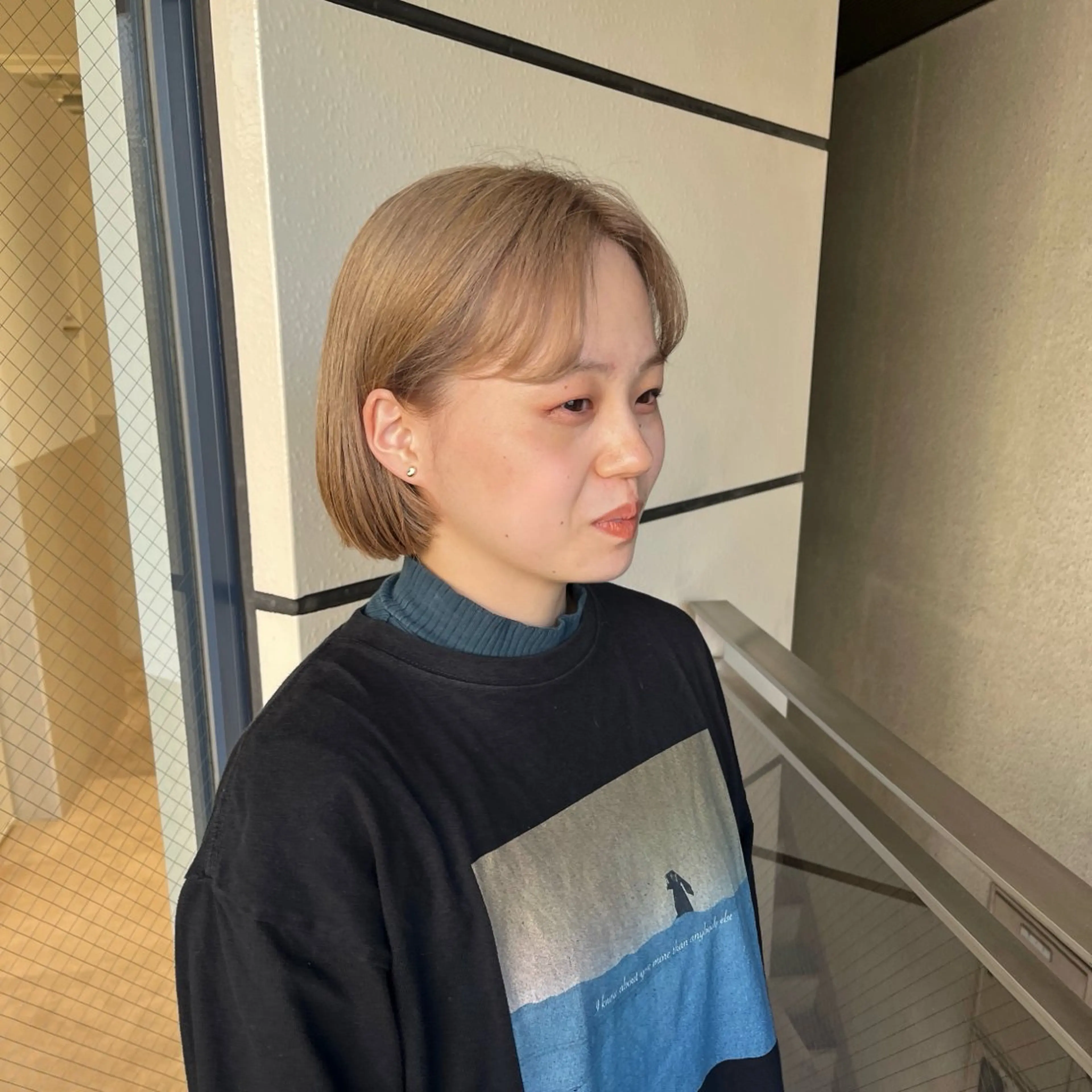 ショート カラー ベージュカラー ブリーチ 透明感カラー ダブルカラー ボブ カット ヘアカラー トリートメント 髪質改善カラー/ボブ 🌻Mutsumiのヘアスタイル