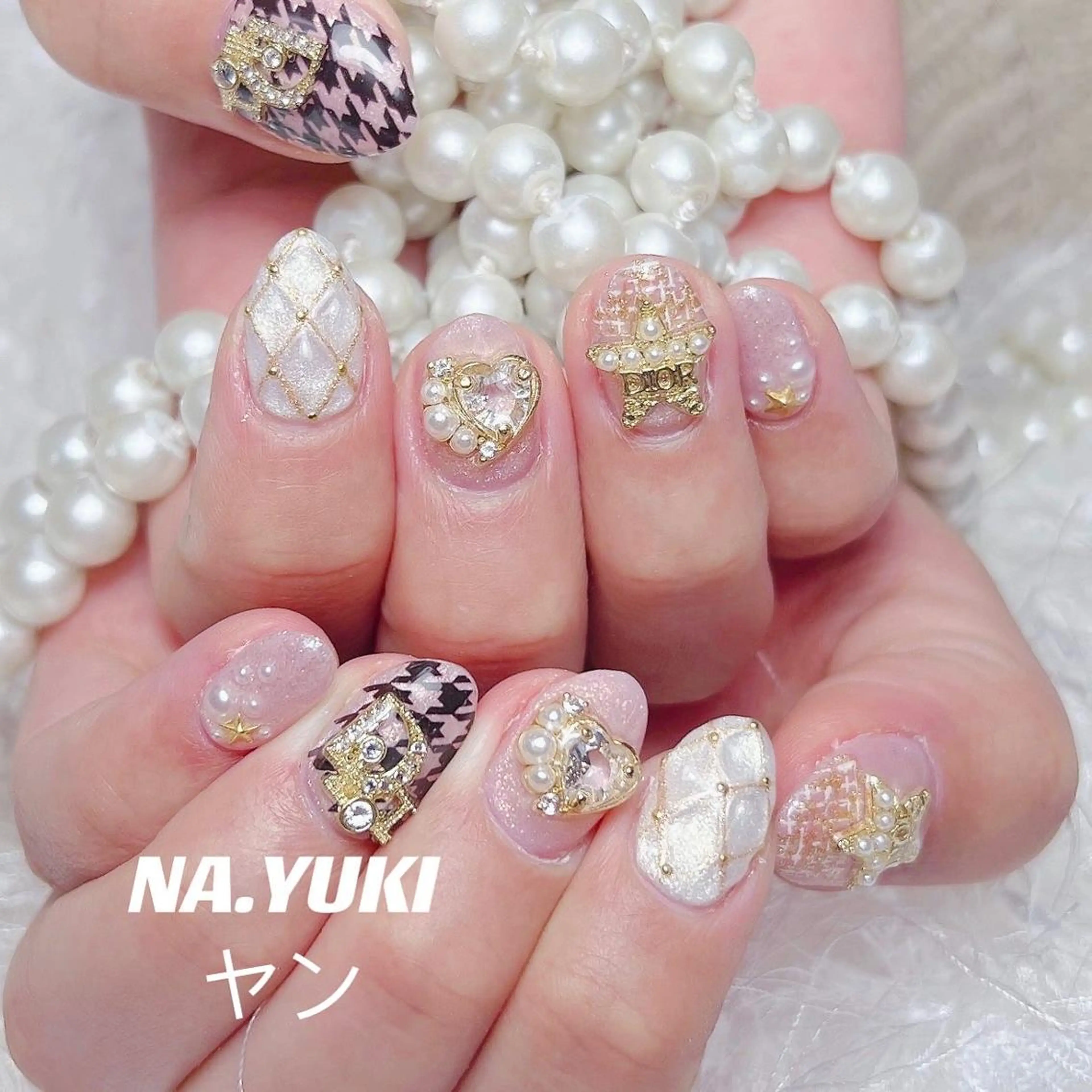 ネイル ロング ハンドネイル 🎀 moo~ 🎀のネイルデザイン