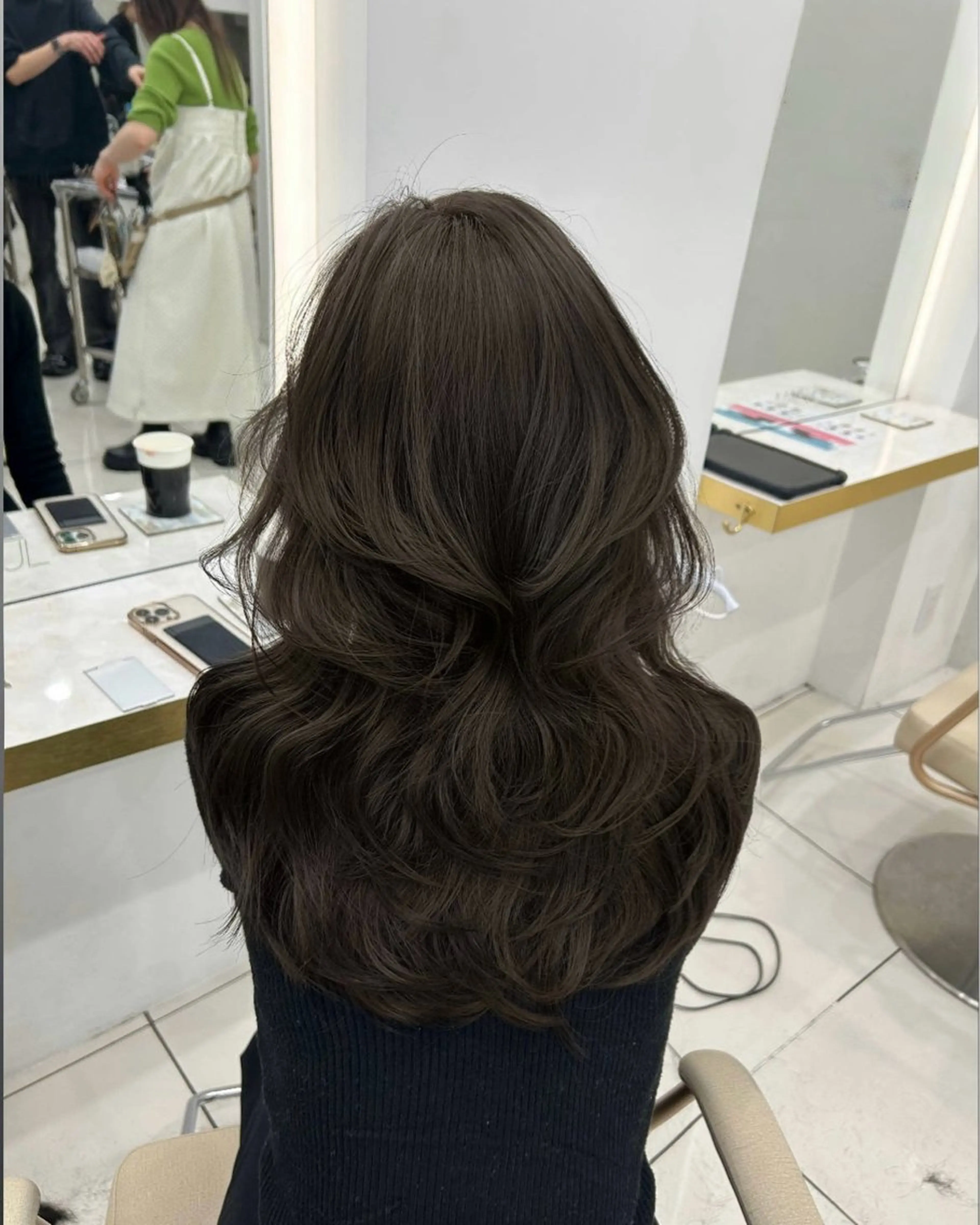 ロング カラー ヘアカラー ベージュ/グレージュ /透明感カラー/バレのヘアスタイル