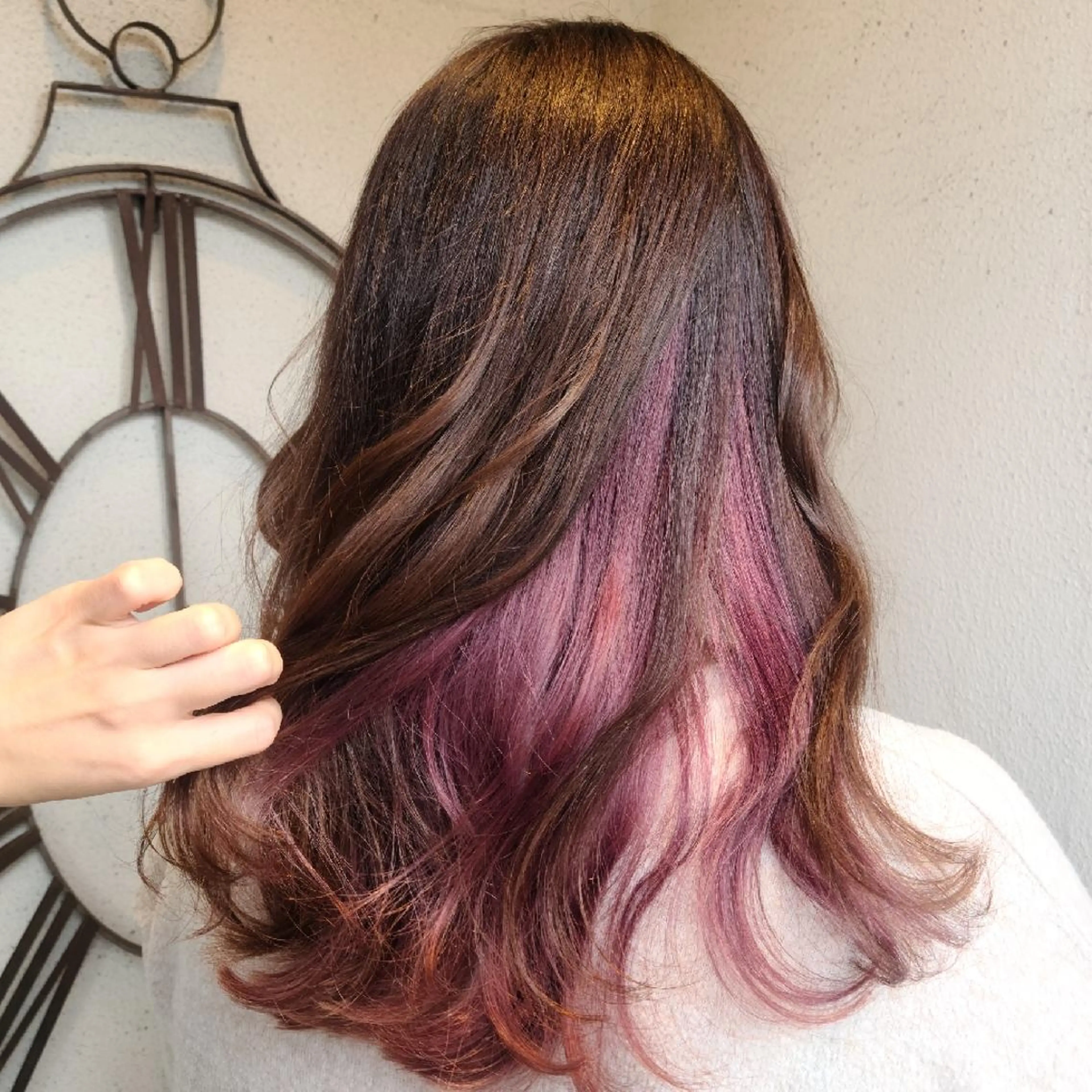 ロング カラー ブリーチ 赤松 摩美のヘアスタイル