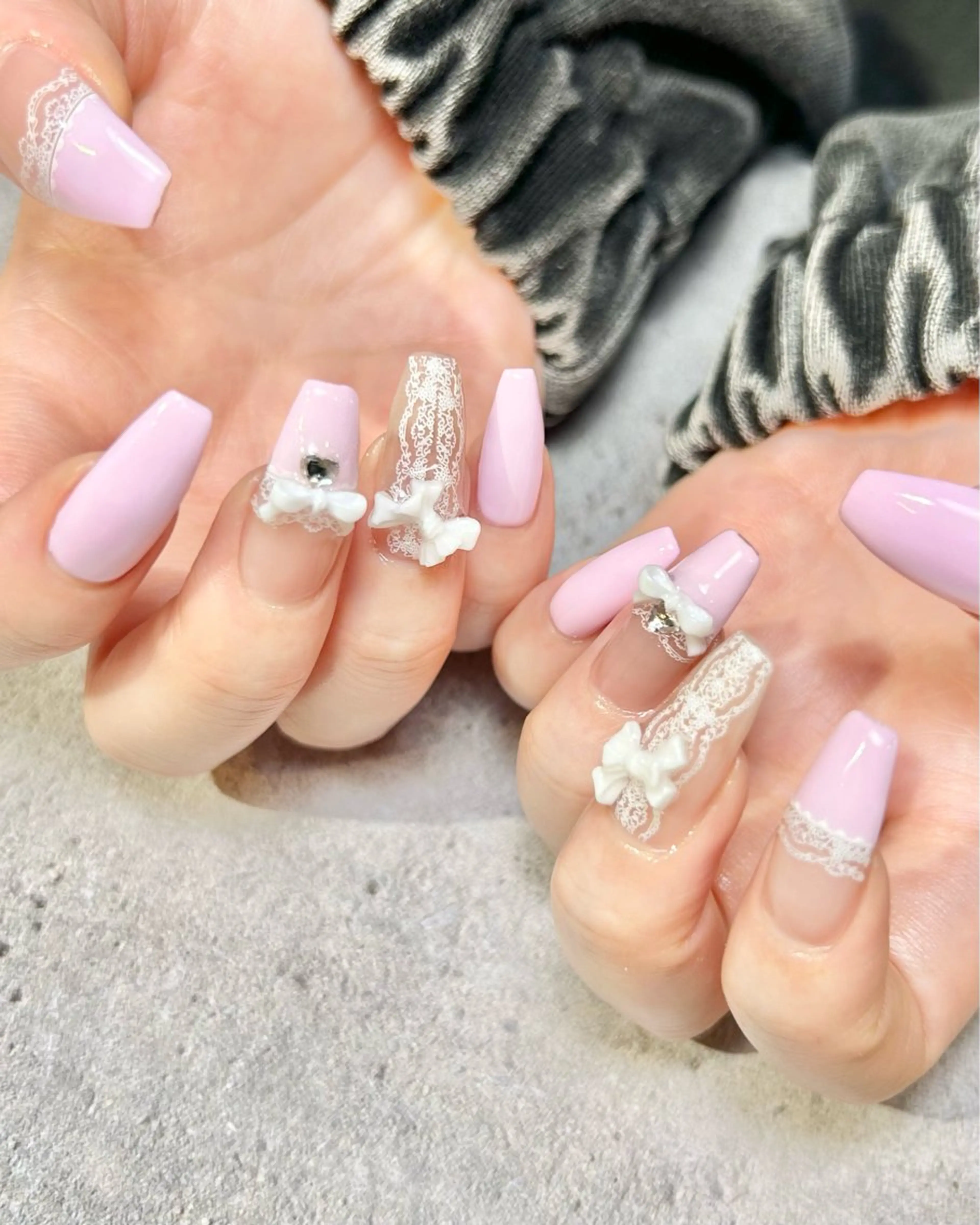 ネイル レース 持ち込み ピンク ハンドネイル Reflection marikoのネイルデザイン