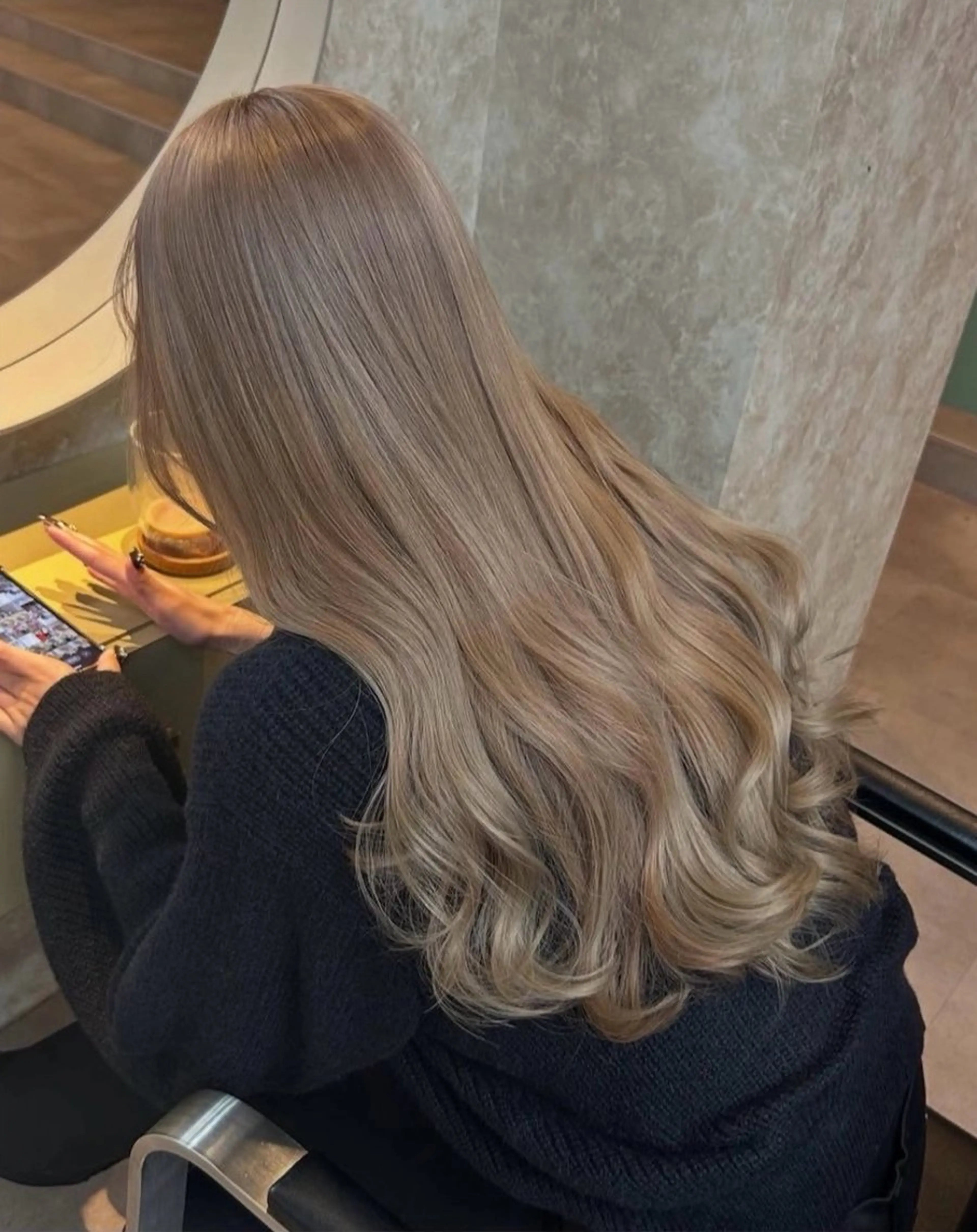 ロング シールエクステ エクステ ロング カラコレなんば TOPstylistのヘアスタイル